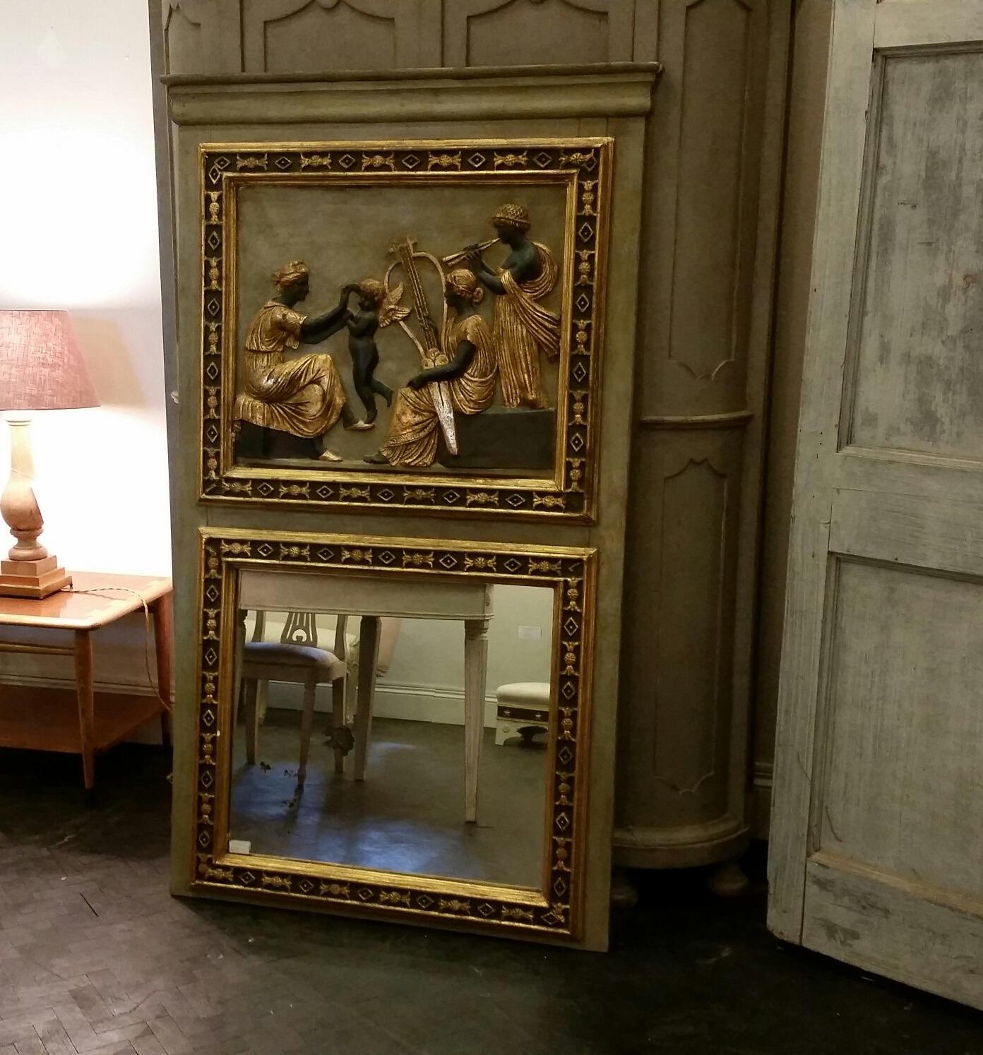 Directoire Period Trumeau Mirror circa 1790 In Fair Condition In Donhead St Mary, Wiltshire