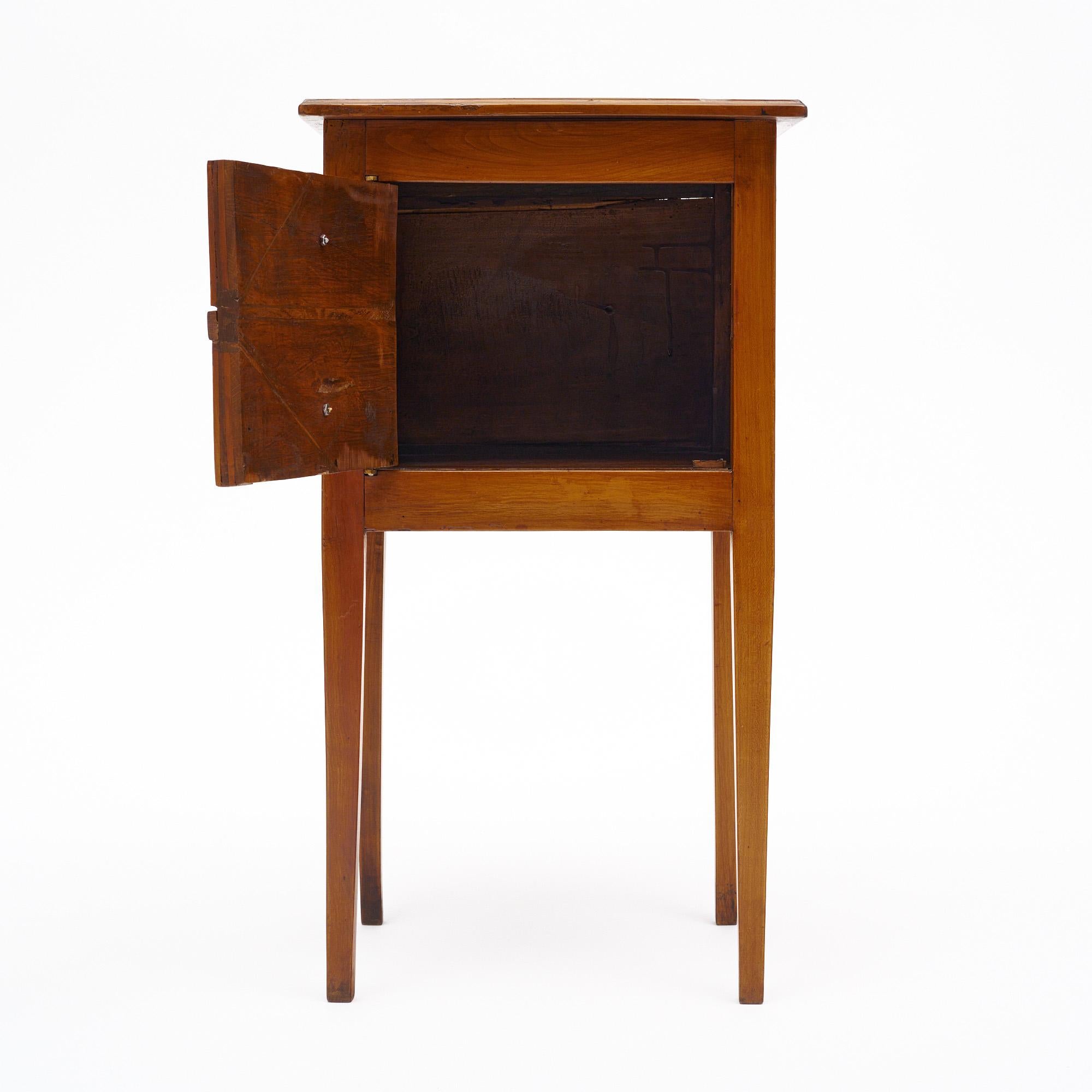 Directoire Side Table Latón en venta
