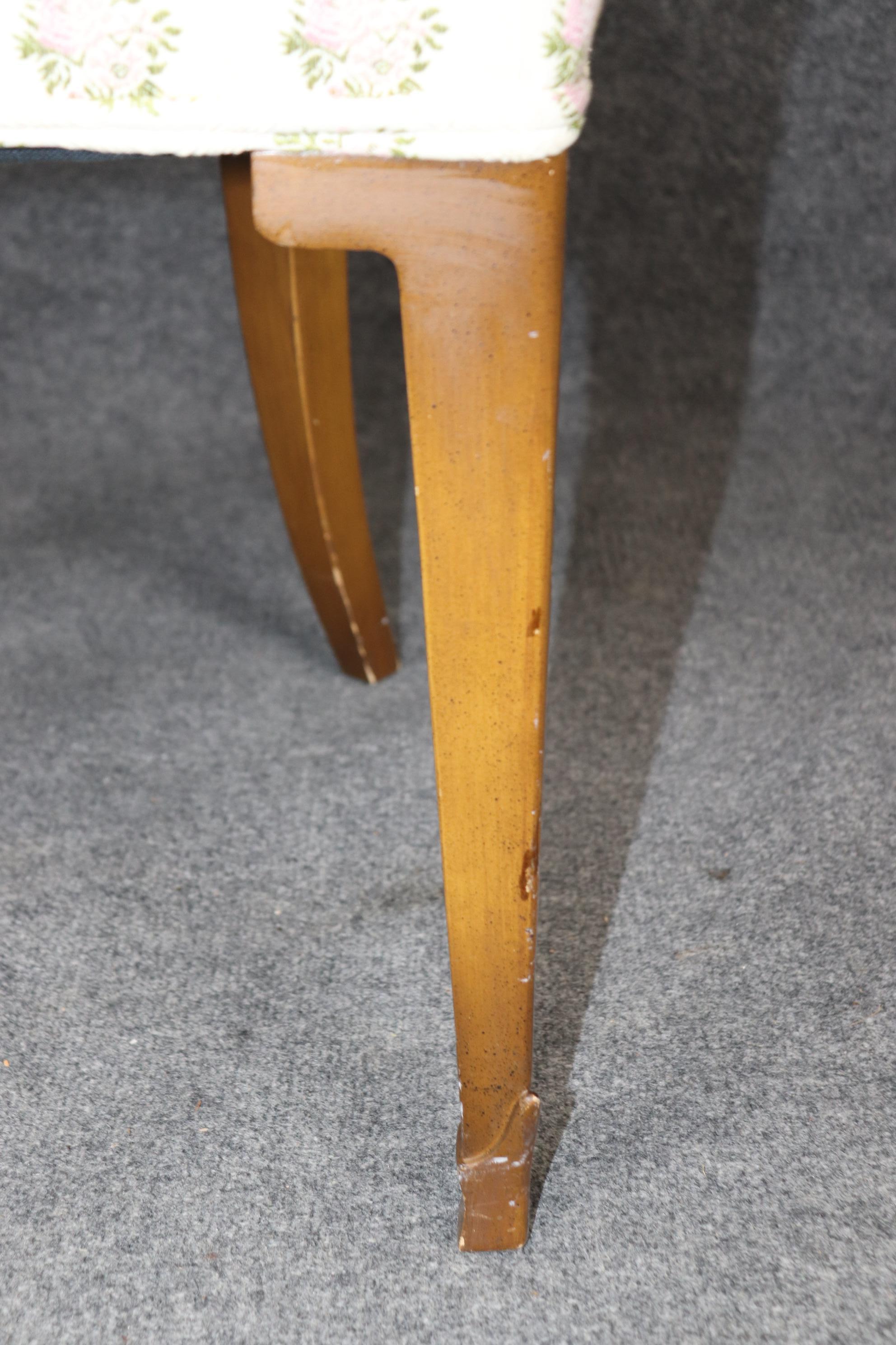 Directoire Stil geschnitzt Nussbaum Stock zurück Schreibtisch Vanity Side Chair im Angebot 1