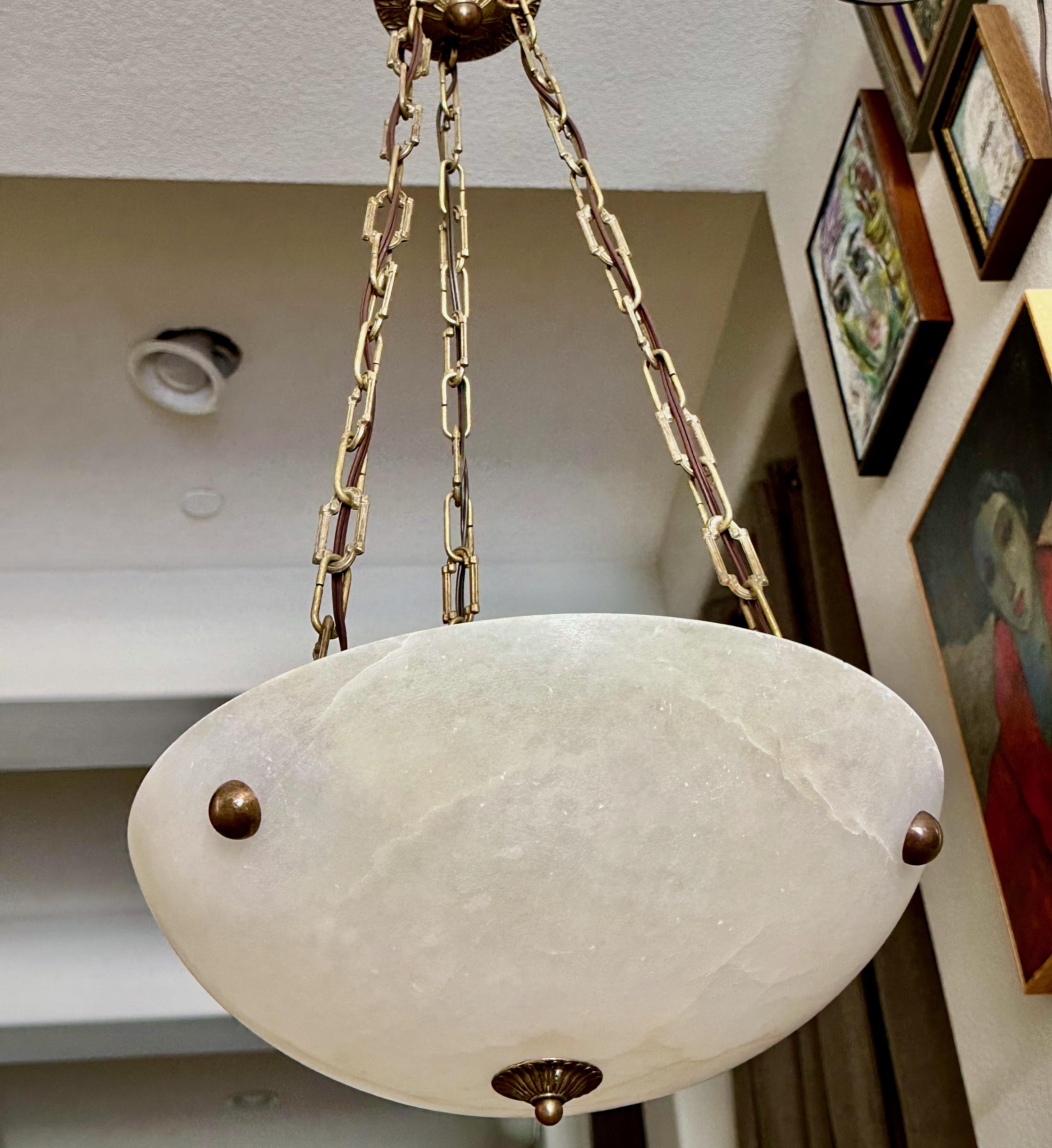 Lustre à pendentifs en albâtre de style Directoire en vente 5