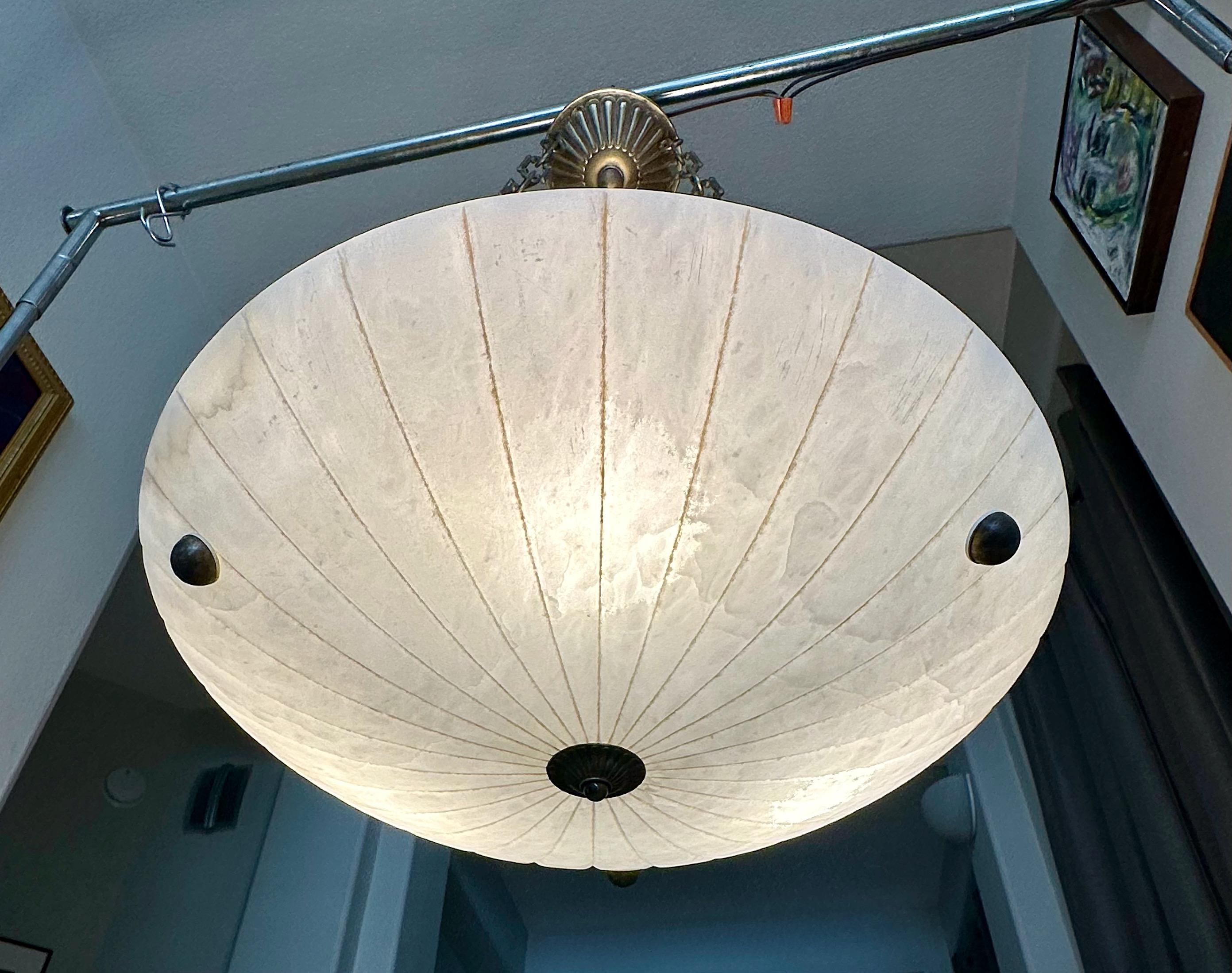 Lampadario a sospensione in alabastro francese in stile Directoire in vendita 10