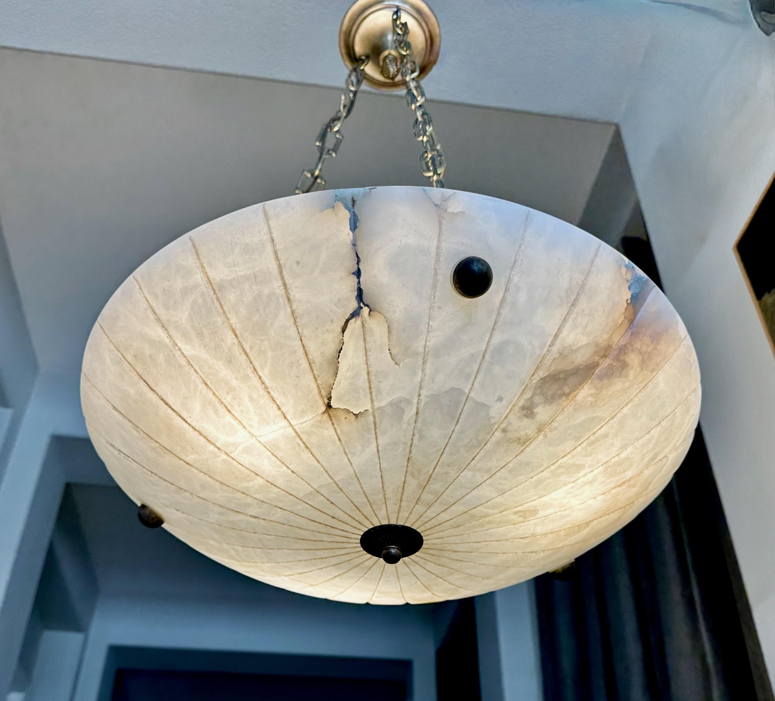 Lampadario a sospensione in alabastro francese in stile Directoire in vendita 13