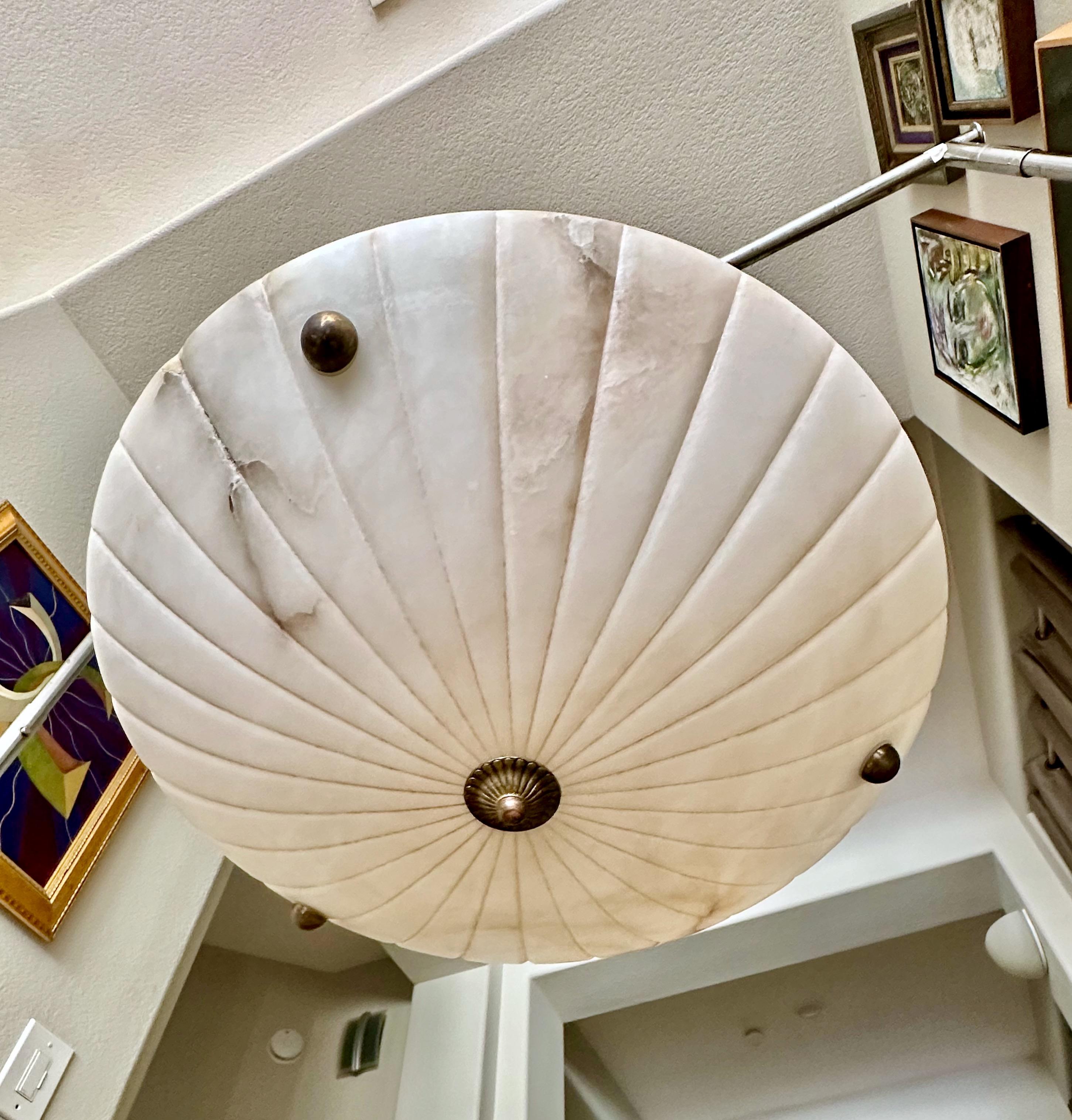 XX secolo Lampadario a sospensione in alabastro francese in stile Directoire in vendita