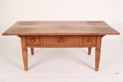 Table basse en bois fruitier de style Directoire