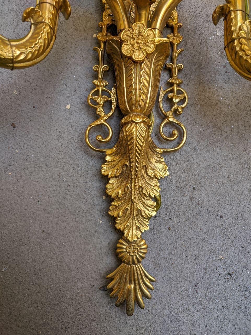 Lámpara de bronce dorado estilo Directoire de Gherardo Degli Albizzi Dorado en venta