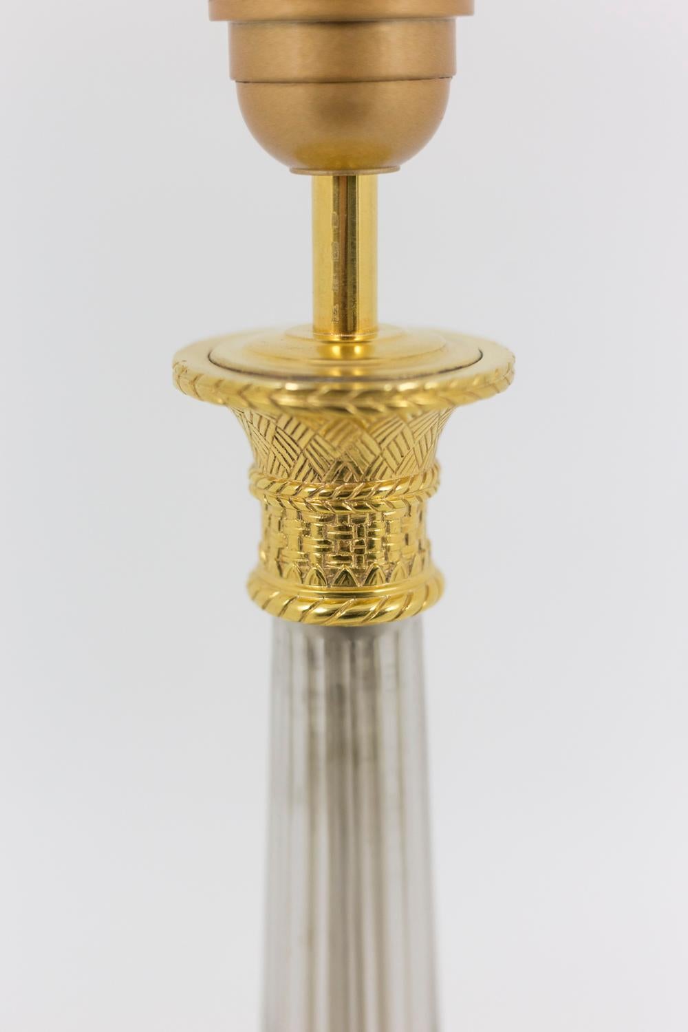 Directoire Lampe de style directoire en verre et bronze doré:: années 1950 en vente