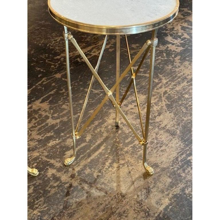 Français Tables en marbre et bronze doré de style Directoire en vente