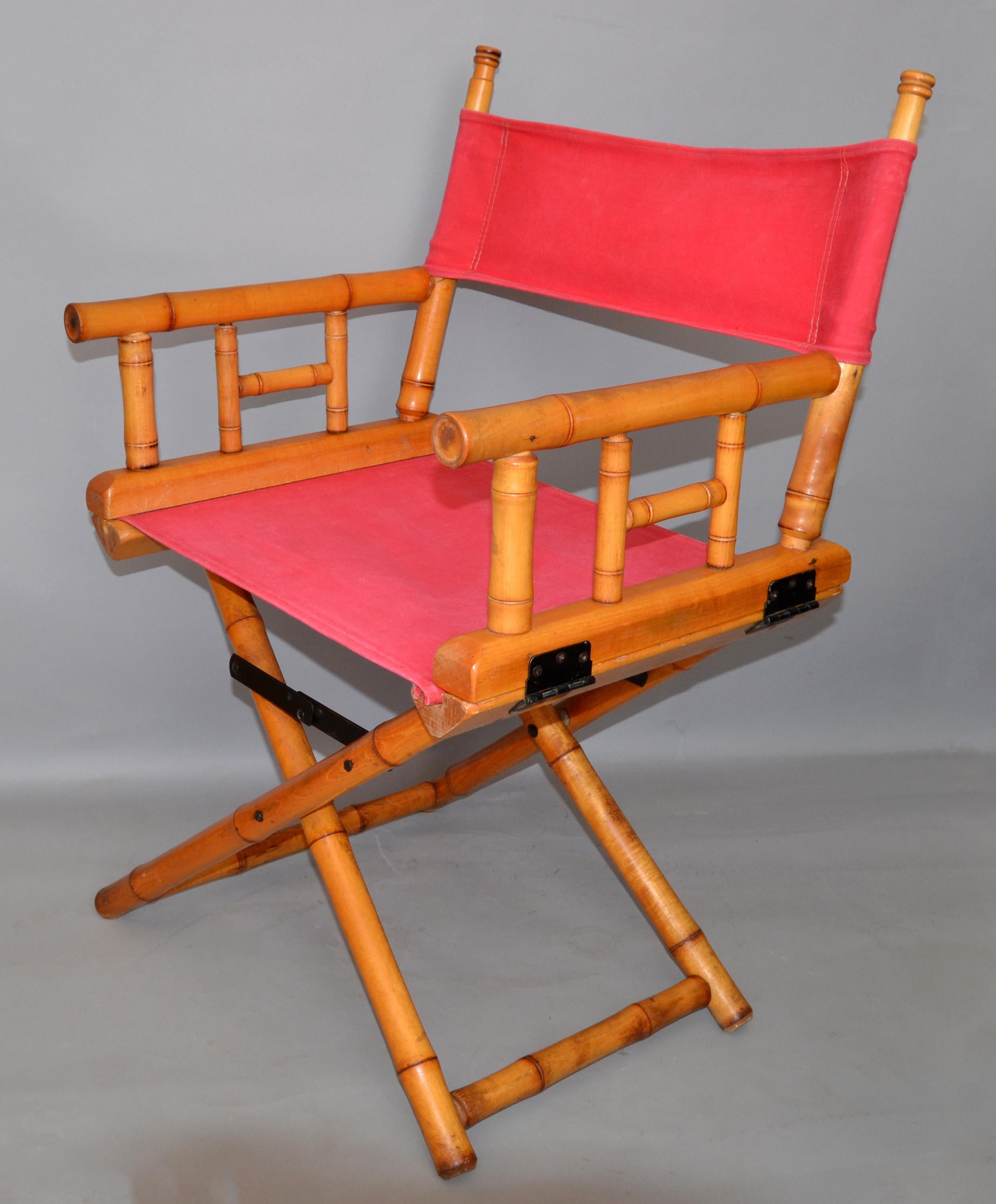 Mid-Century Modern Directors Chair Bamboo Wood Coral Red Cotton Canvas Fabric Upholstery Foldable  For Sale