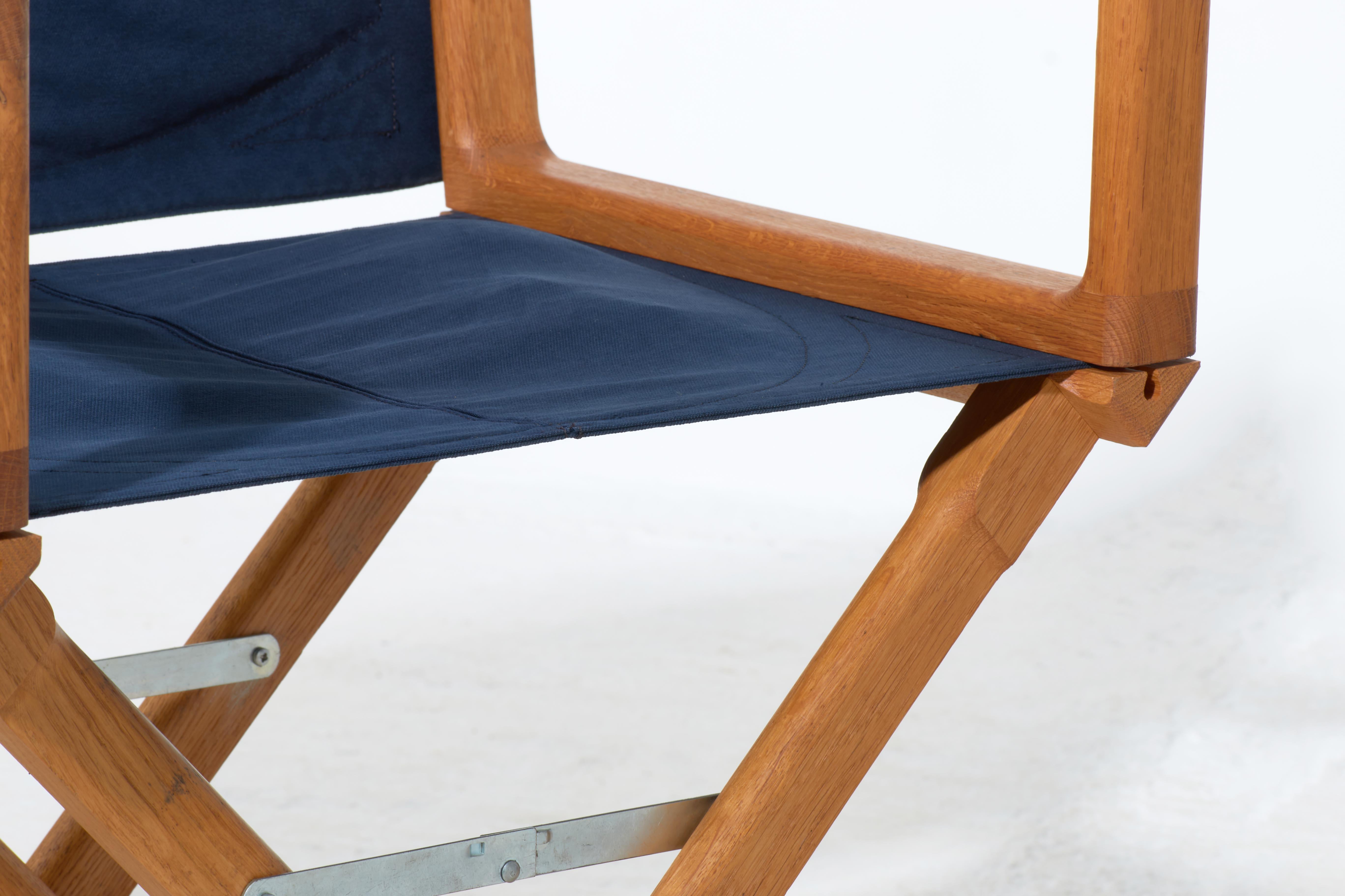 actor chair