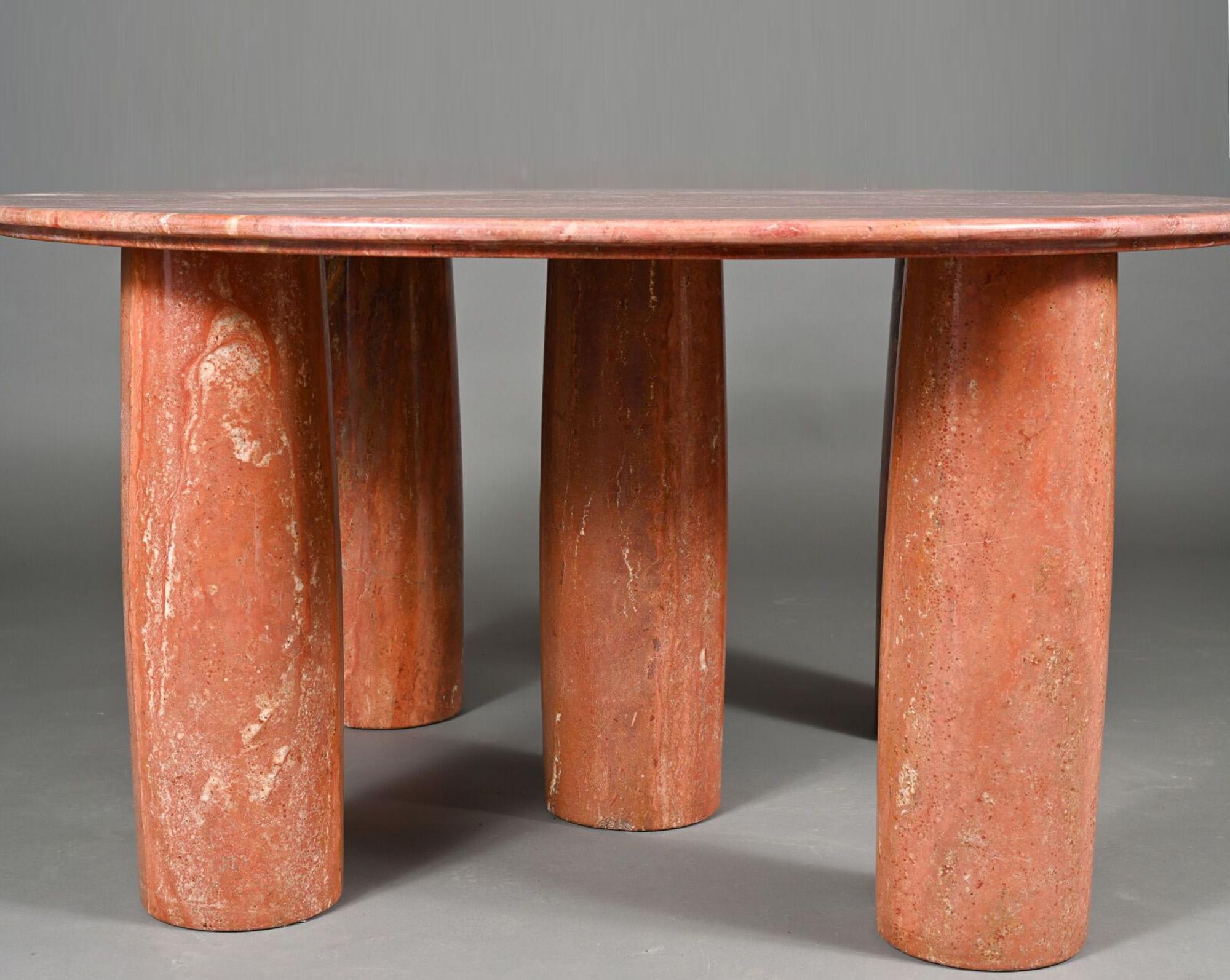 Mid-Century Modern Table de salle à manger en travertin rouge IL COLONNATO par Mario Bellini Ed. Cassina 1970 en vente