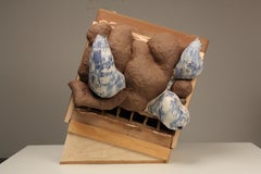 Handgeformte Keramik, glasiert, trompe l'oeil, Beyond A Shadow von Dirk Staschke