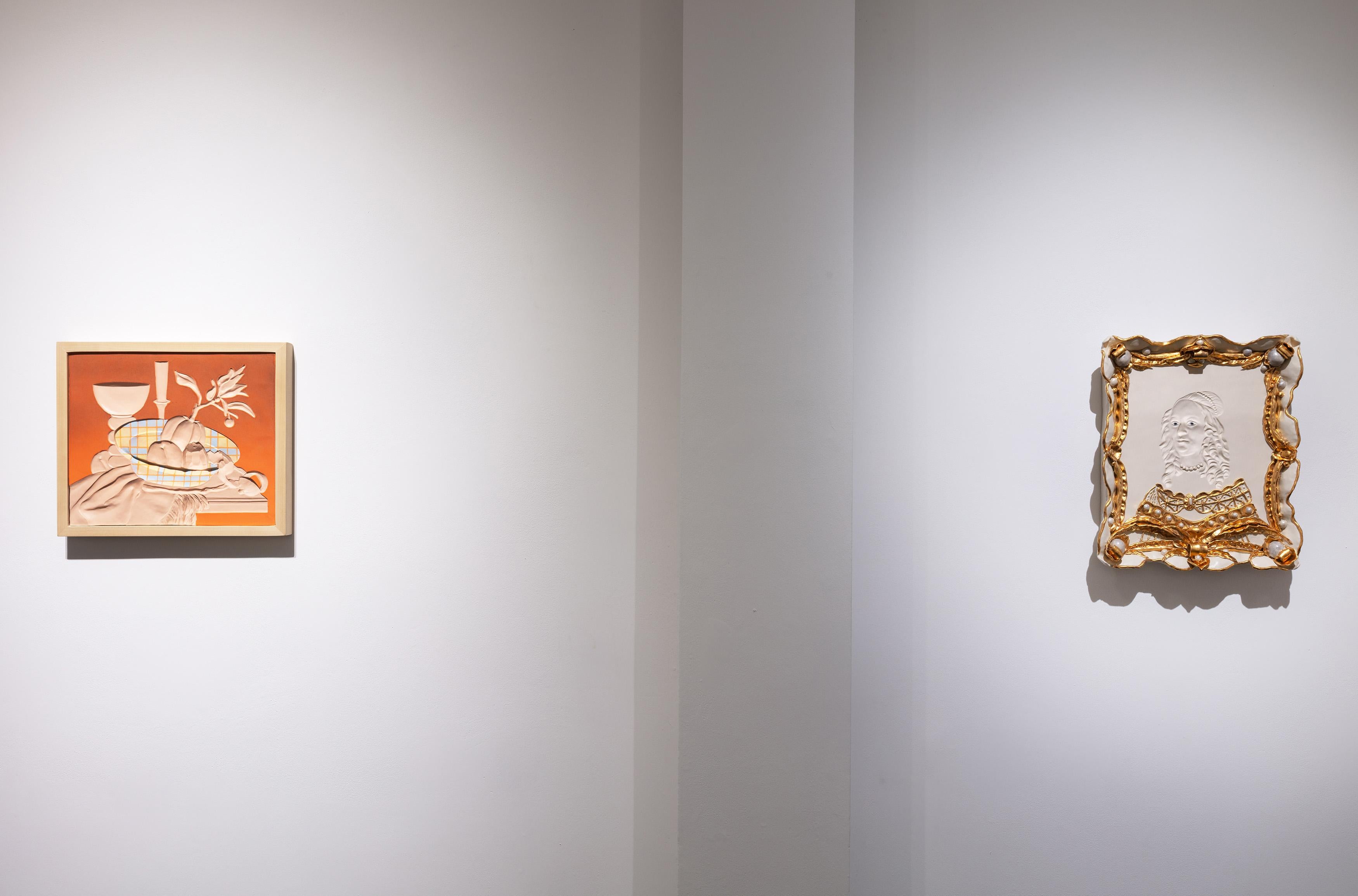 Untitled (ornate frame) - Beige Figurative Sculpture by Dirk Staschke