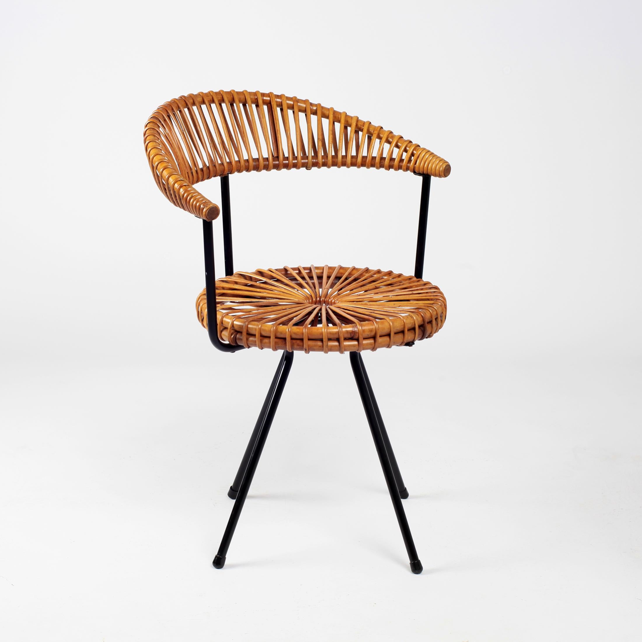 Dirk Van Sliedrecht Rattan Chair for Gebr Jonkers Noordwolde, 1950s In Good Condition In Saint  Ouen, FR