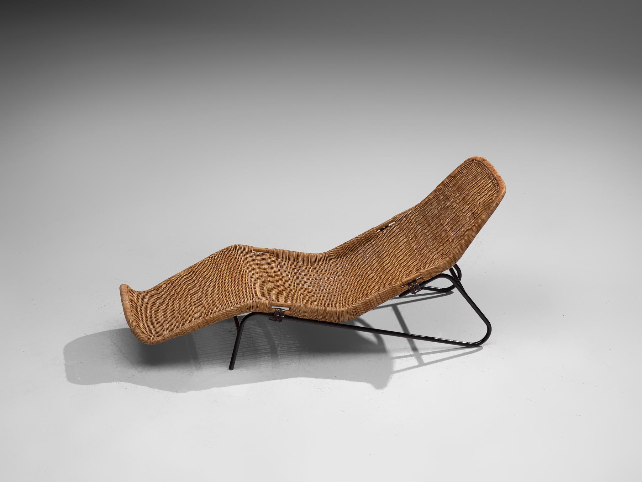 Dirk van Sliedrecht Chaise Longue in Rattan 1