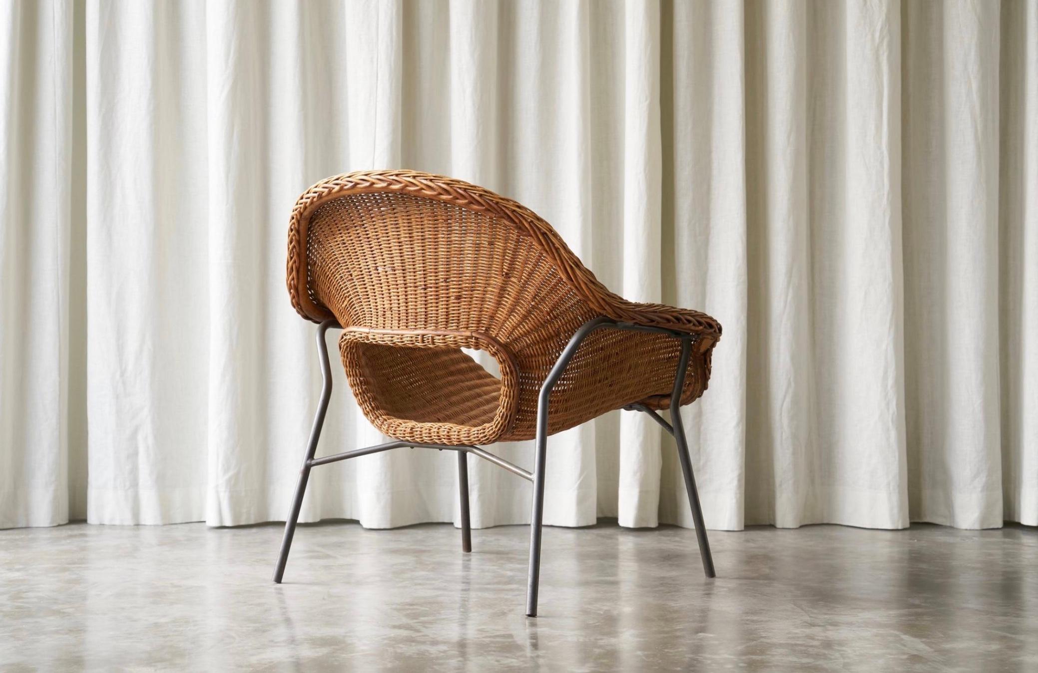 Dutch Dirk van Sliedregt Lounge Chair in Rattan and Metal 1960s For Sale