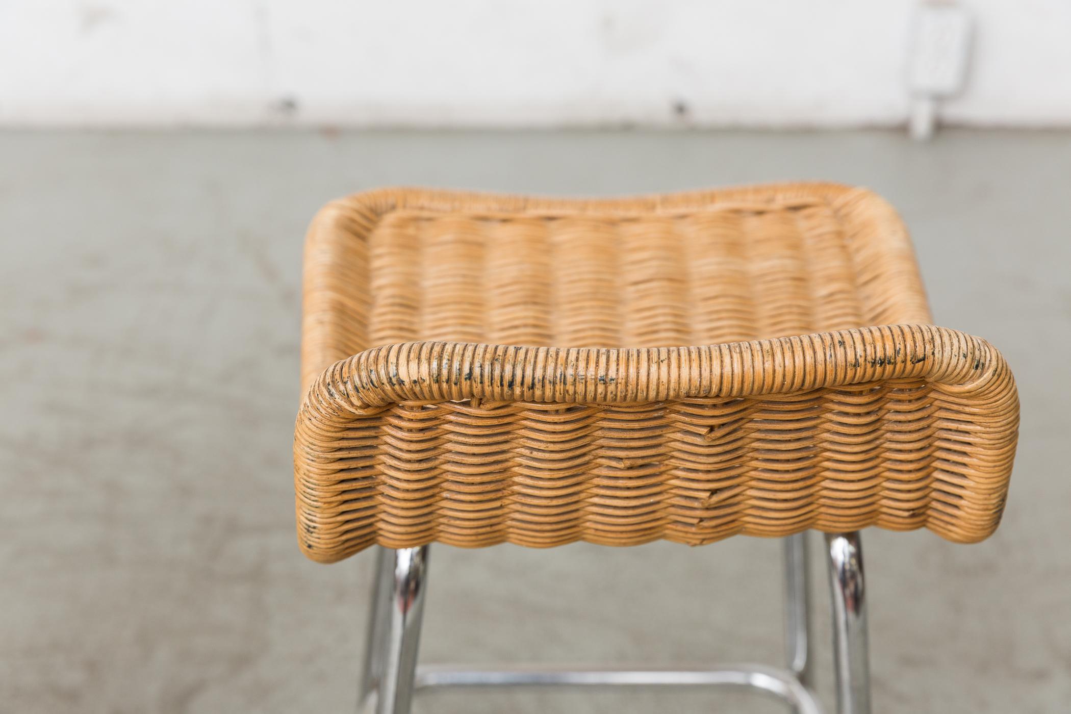 wicker counter stools