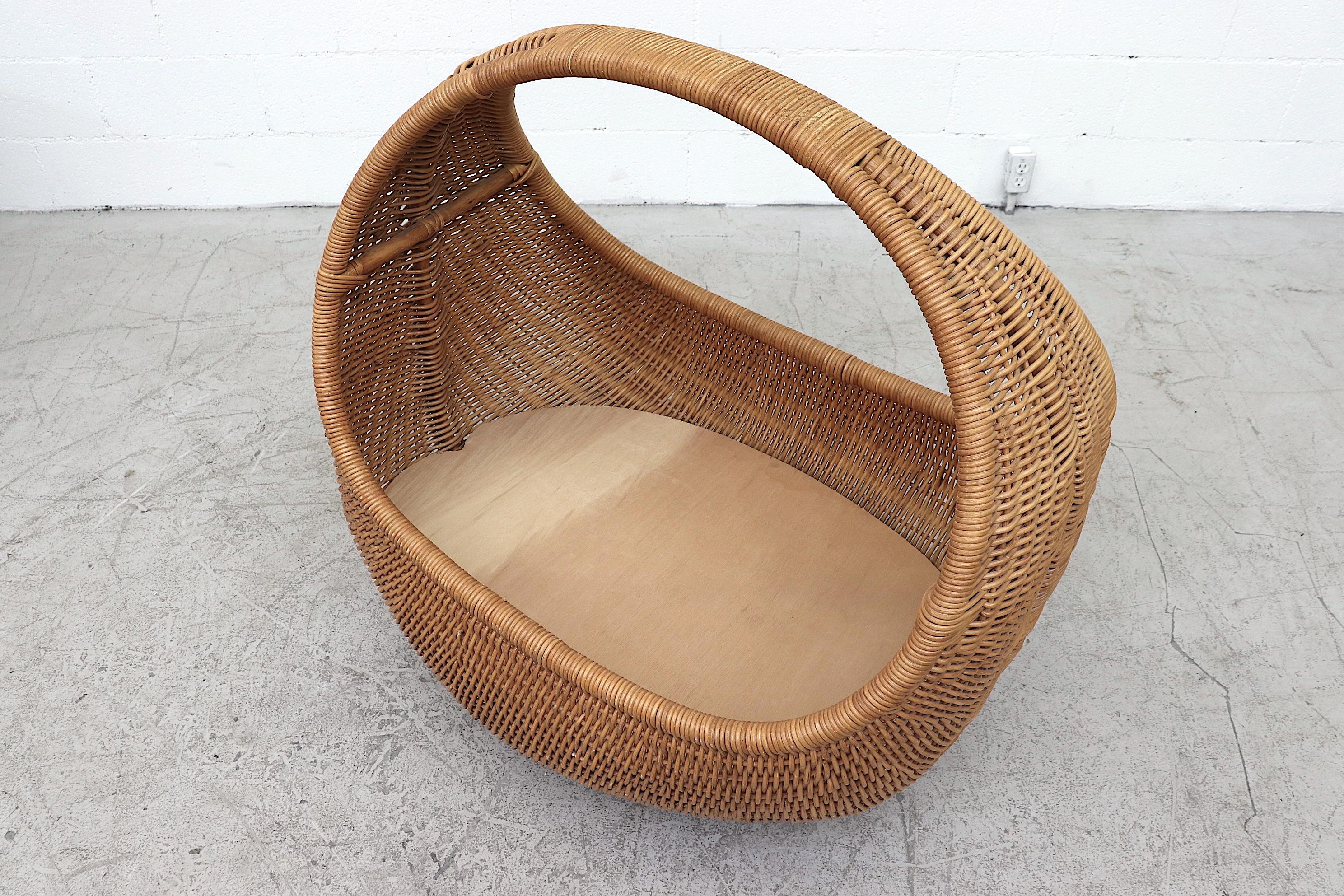 Dirk Van Sliedregt Style Baby or Pet Bassinet 3