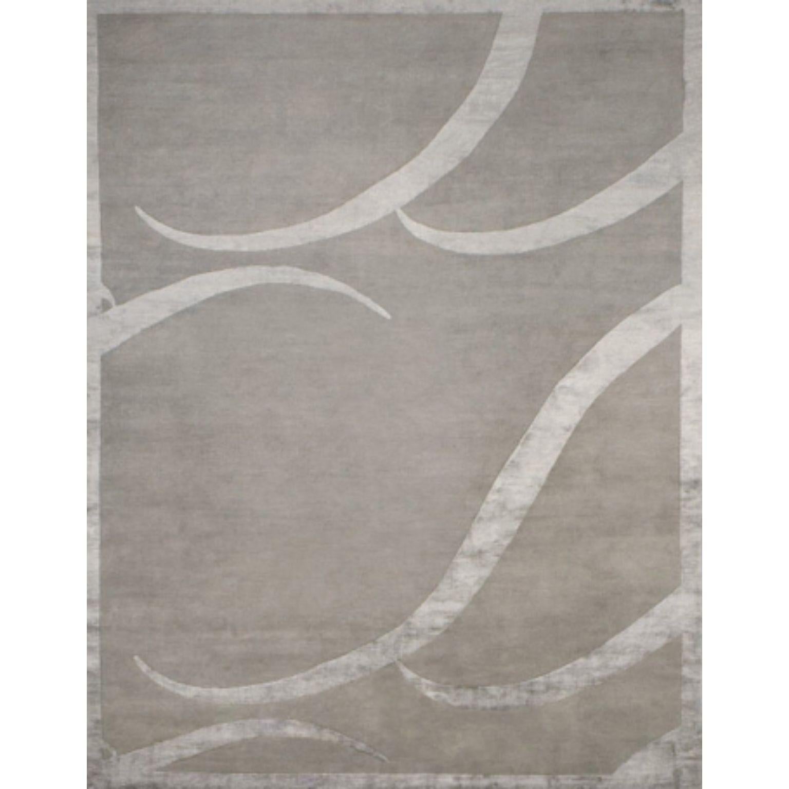 DIS 200 rug by Illulian
Dimensions: D300 x H200 cm 
Materials: Wool 80%, Silk 20%
Variations available and prices may vary according to materials and sizes. 

Illulian, historic and prestigious rug company brand, internationally renowned in the