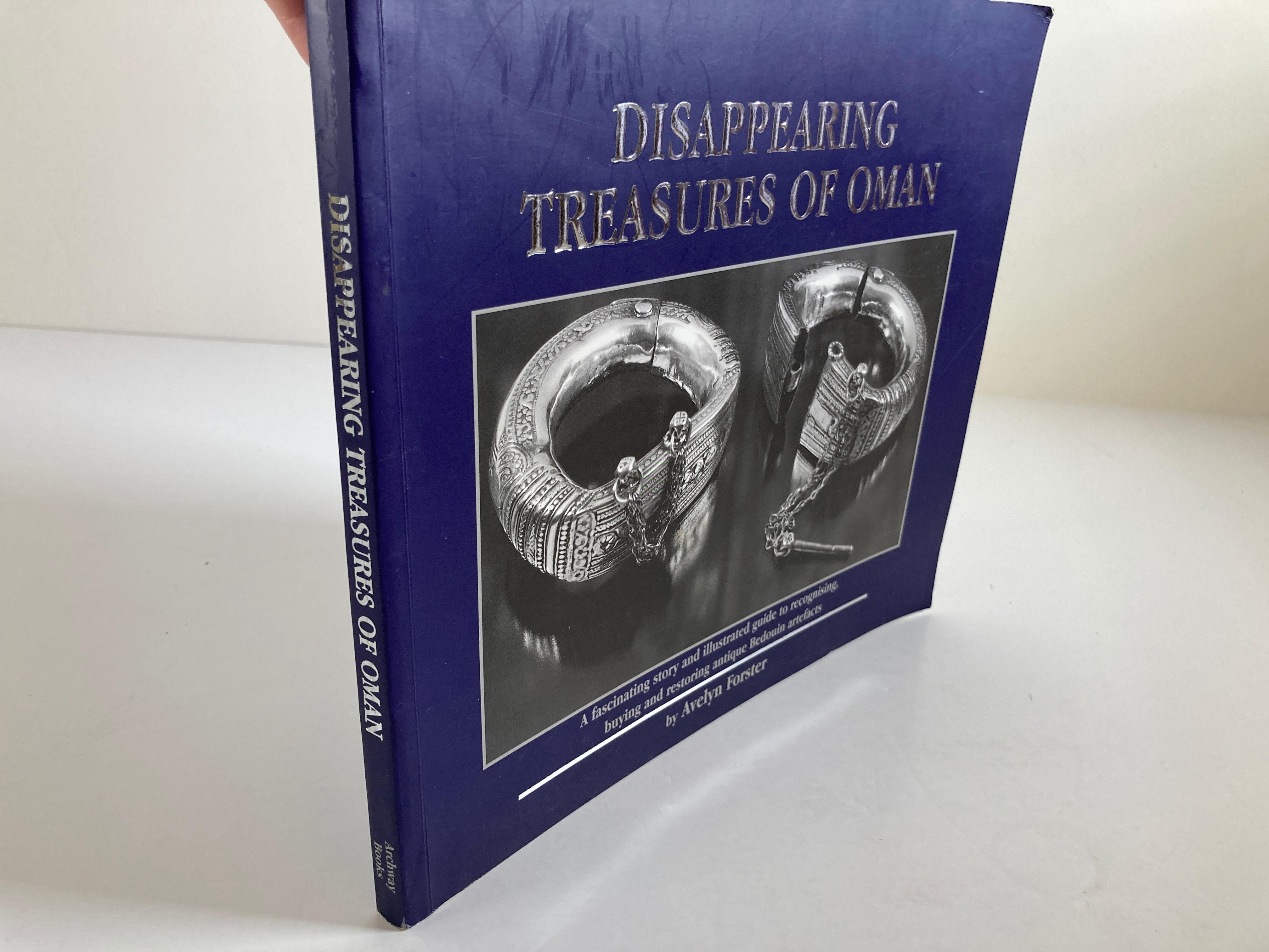 Disappearing Treasures of Oman, Buch von Avelyn Forster (Islamisch) im Angebot