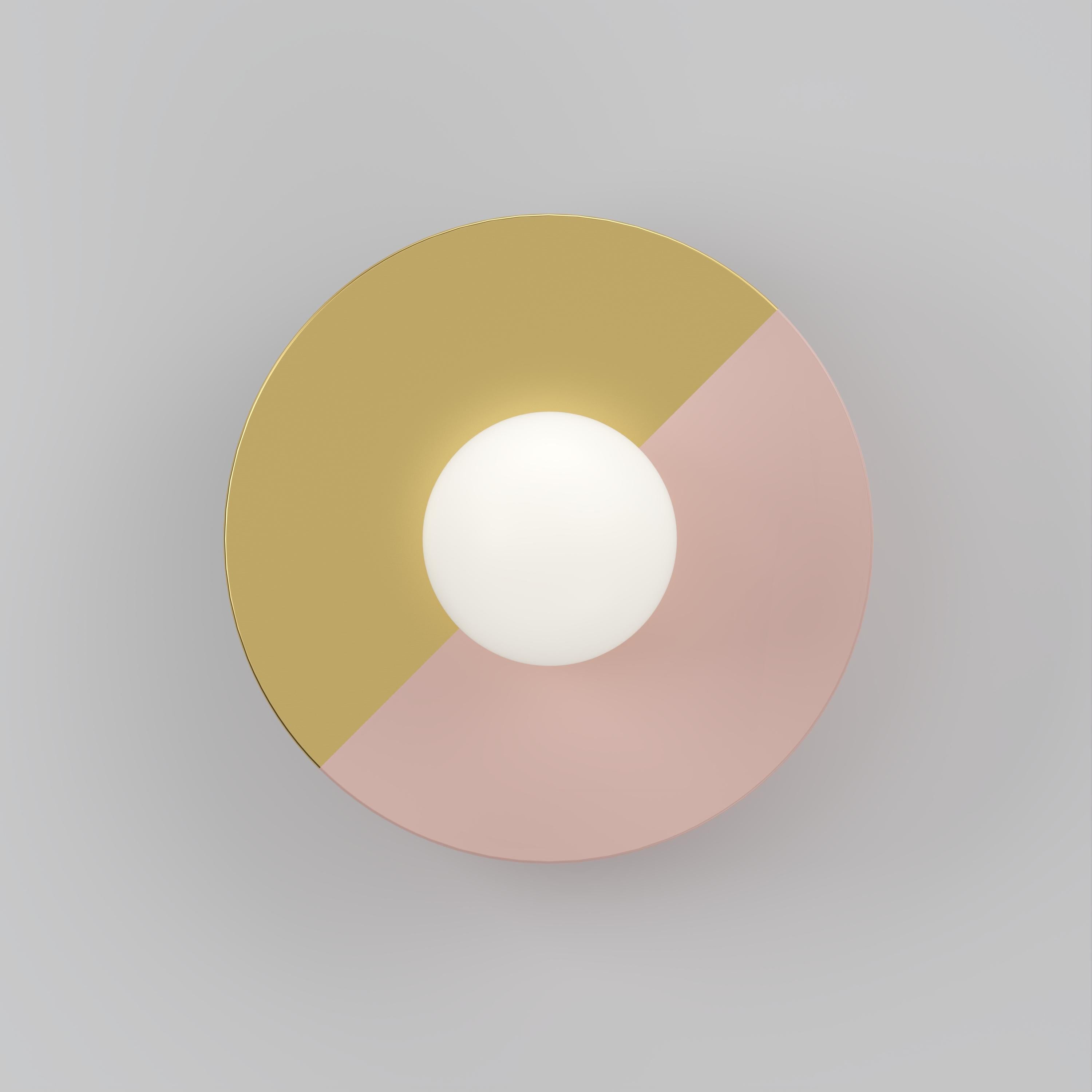 Applique Disc And Sphere in ottone semicolorato di Atelier Ati In condizioni Nuovo in vendita a Geneve, CH