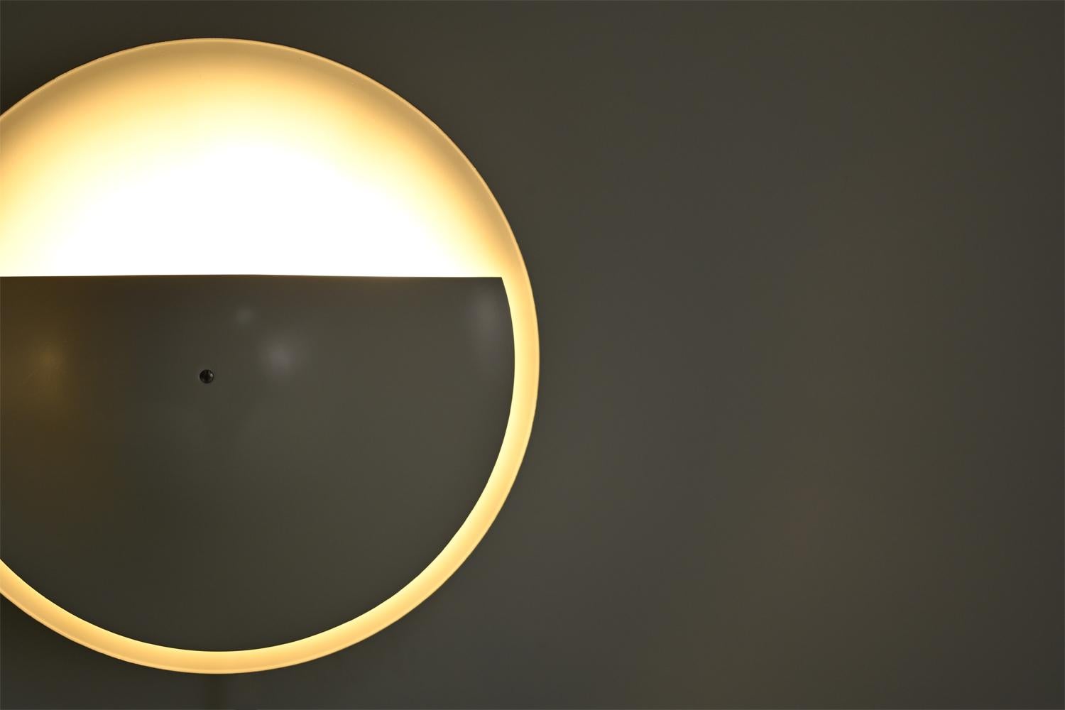 Aluminium Disc wall lamps C-1558 by Raak, 1980s The Netherlands. en vente