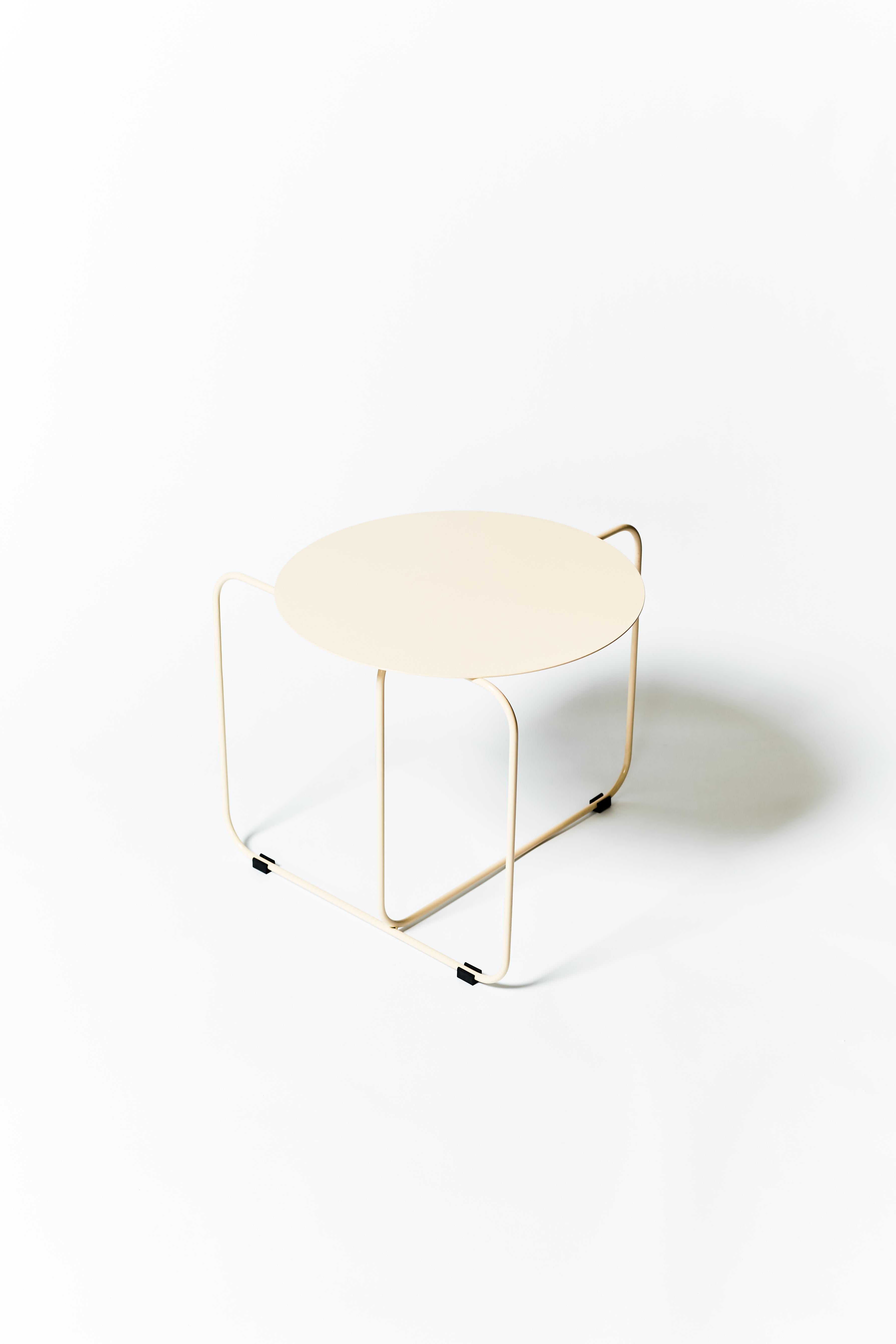 Brazilian Disco Side table by Estudio Few For Sale