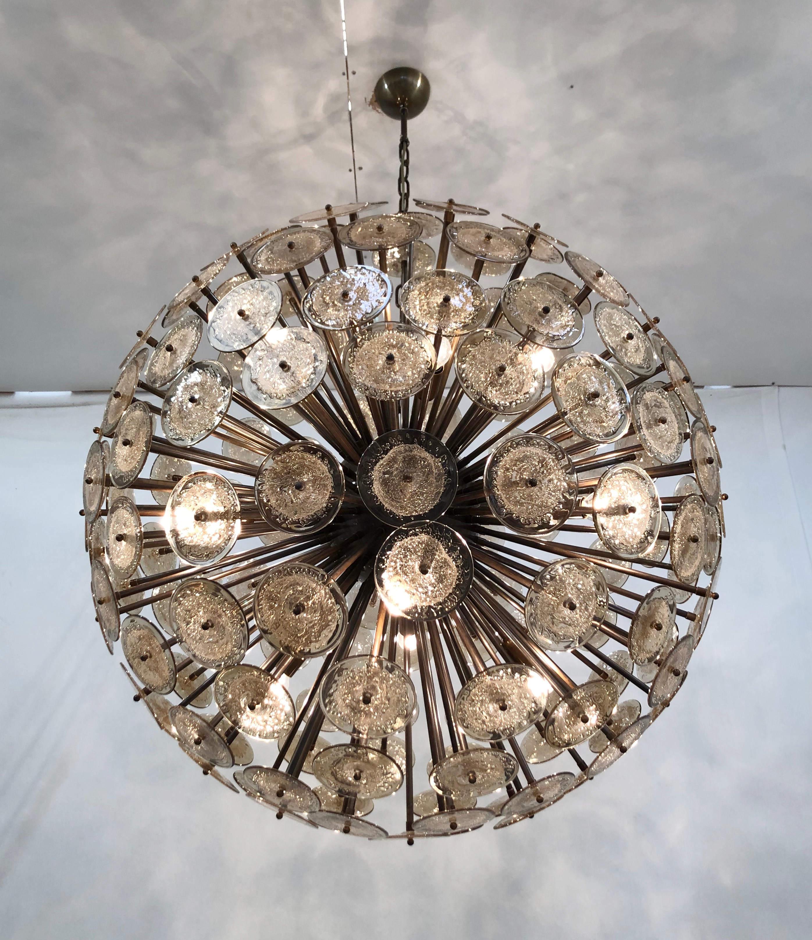 Mid-Century moderno Lampadario Disco Sputnik di Fabio Ltd in vendita