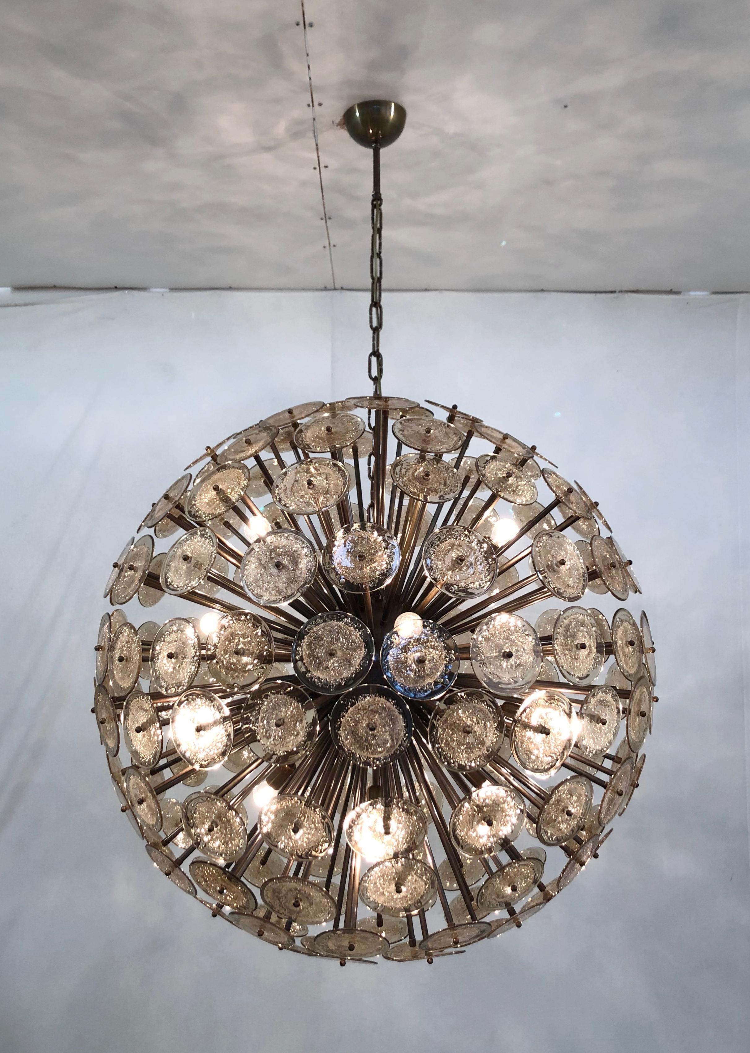XXI secolo e contemporaneo Lampadario Disco Sputnik di Fabio Ltd in vendita
