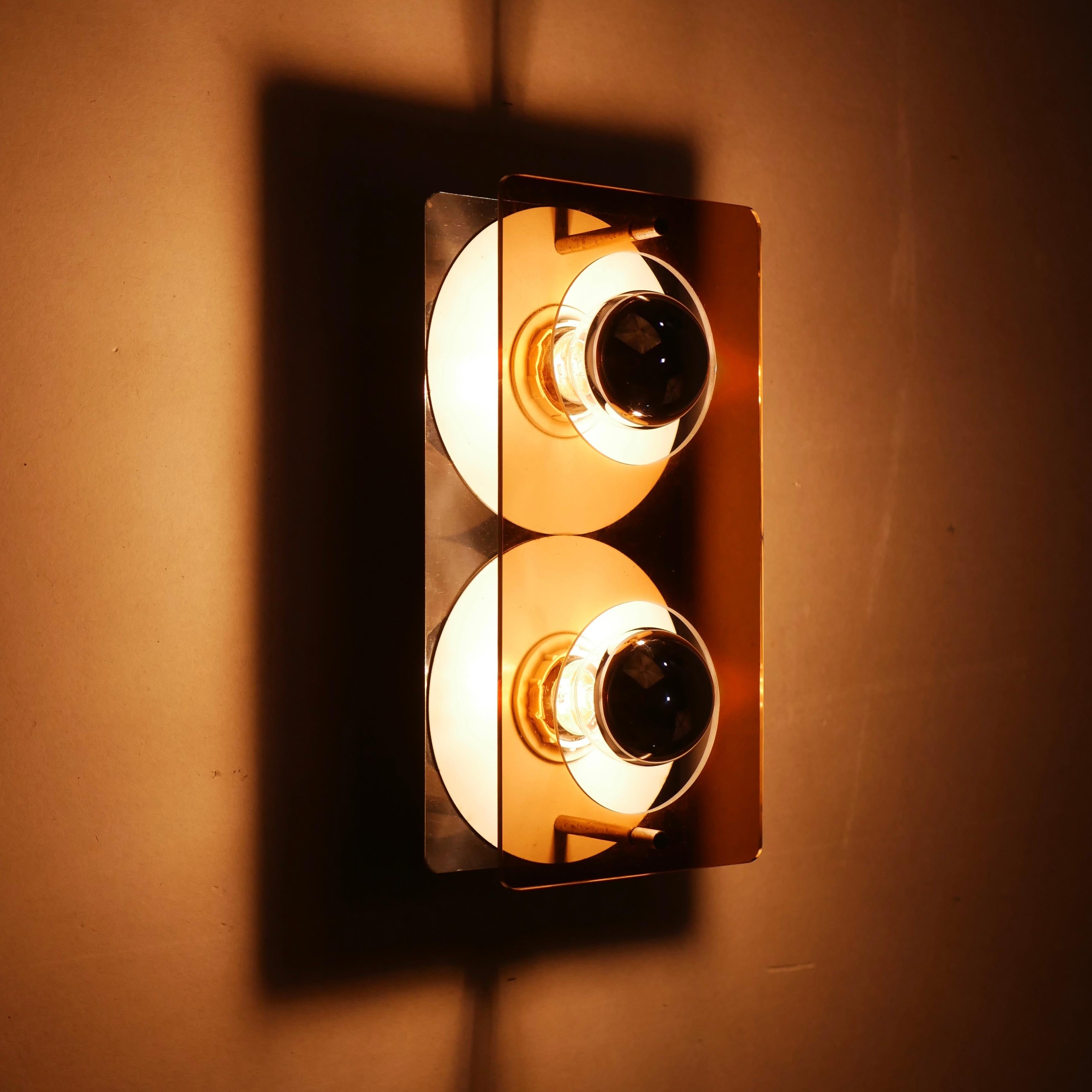 Disco Wall Light in Plexiglass and Metal by Jocelyne Trocmé for Galerie Oxar 5