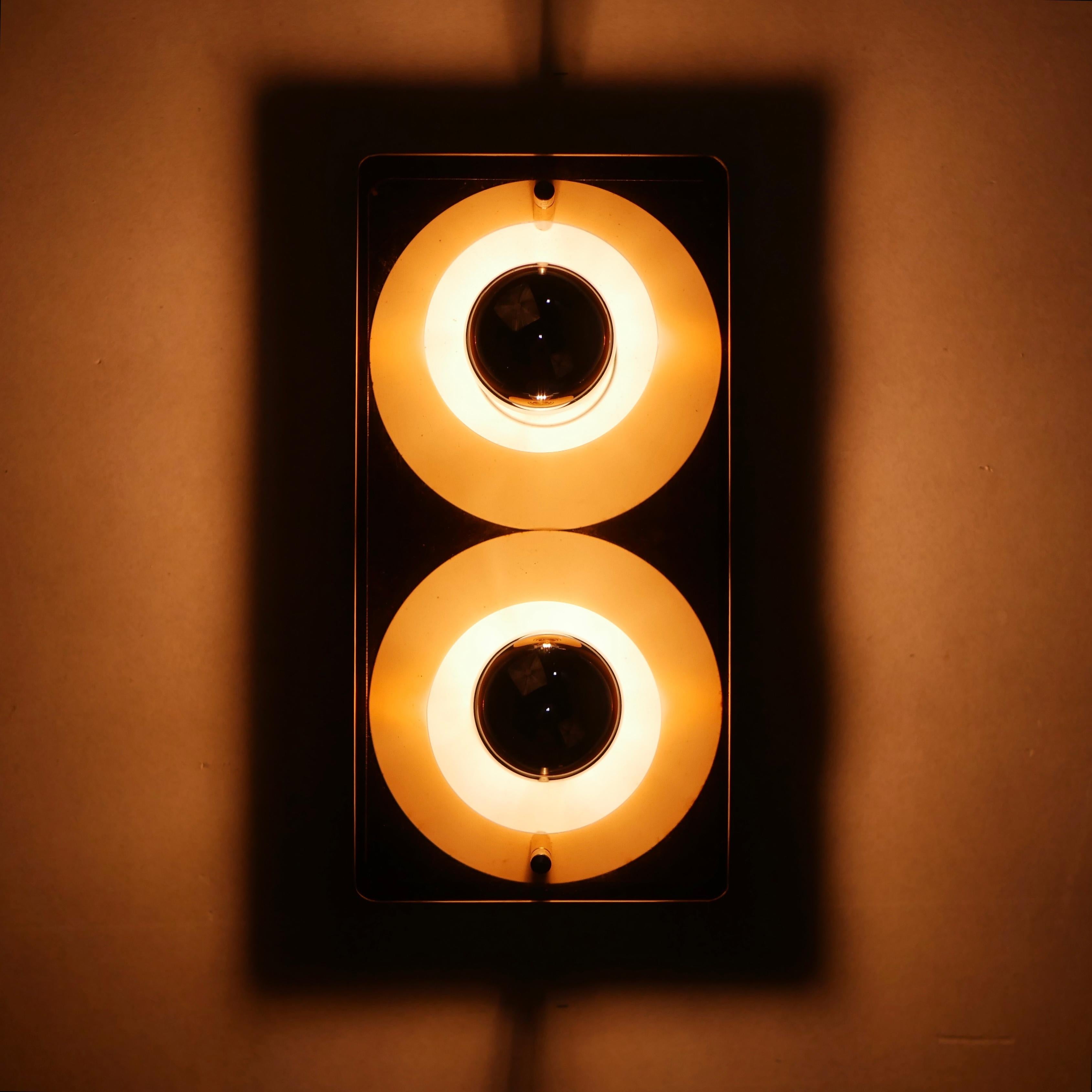 Disco Wall Light in Plexiglass and Metal by Jocelyne Trocmé for Galerie Oxar 6