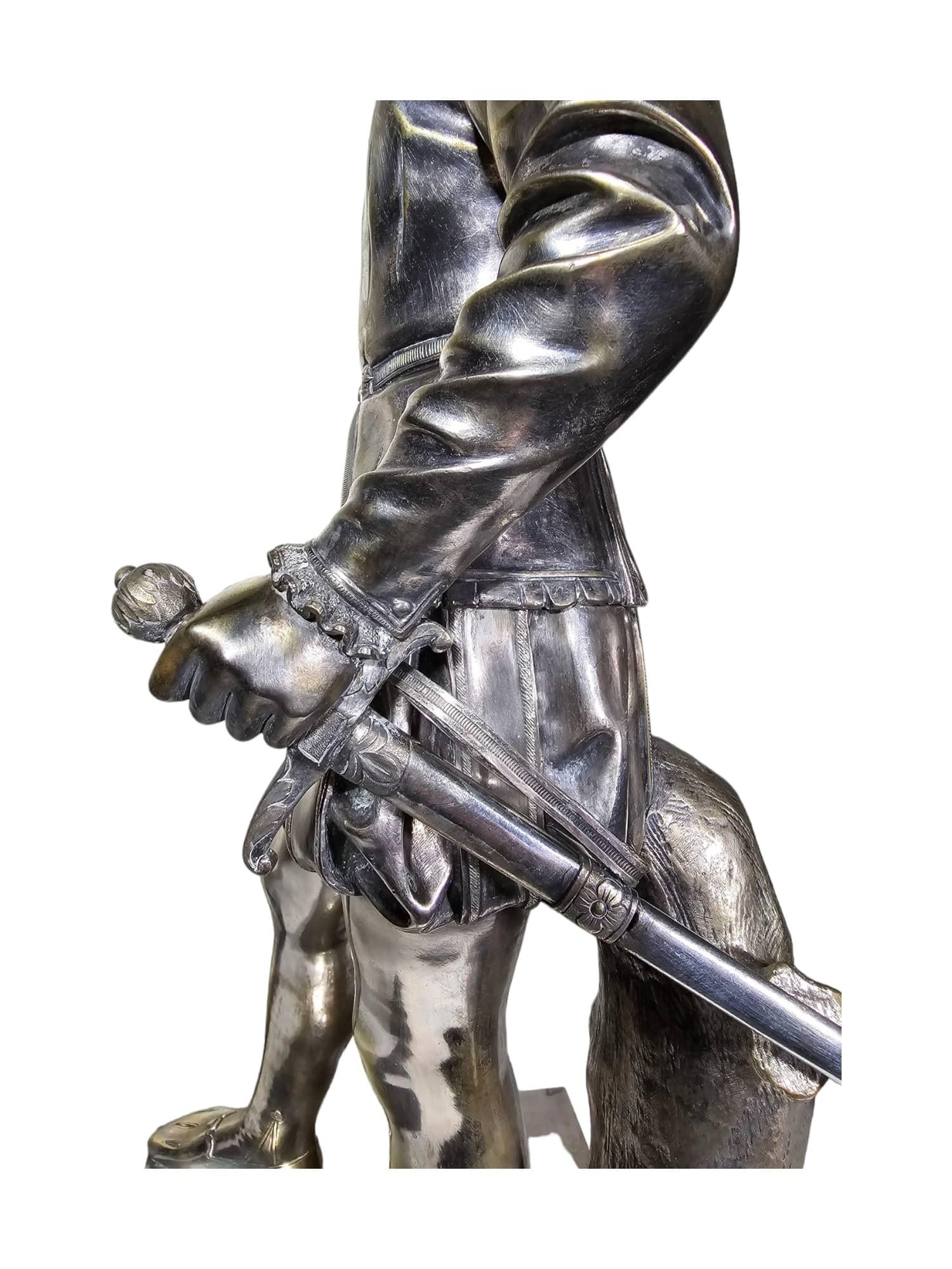  Discover the majesty of the King of France, Henry IV, with this Sculpture For Sale 6