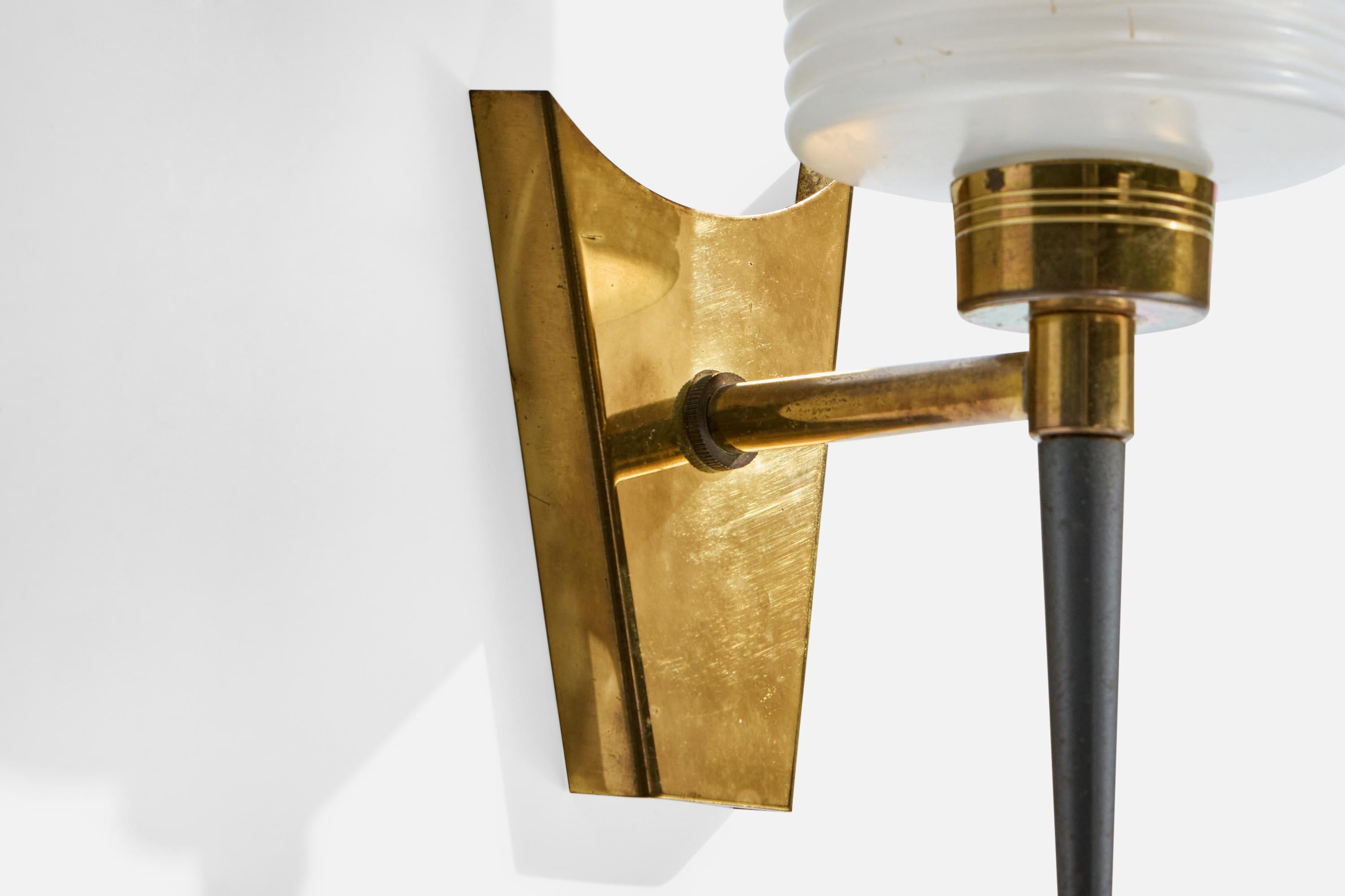 Metà XX secolo Disderot, Applique, Ottone, Metallo, Vetro, Francia, anni '50 in vendita