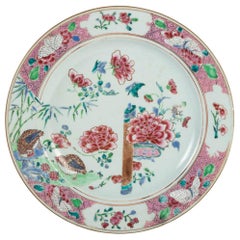 Dish in Canton Porcelain, 18th Century