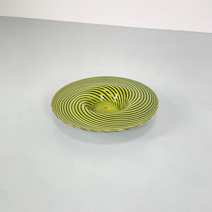 Mid-Century Modern Dish in Murano Glass with Kinetic Pattern, Italy, 1980s