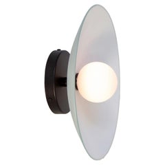 Wandleuchter, Schale, von Research. Beleuchtung, schwarz, 3in-Glaskugel, auf Bestellung gefertigt