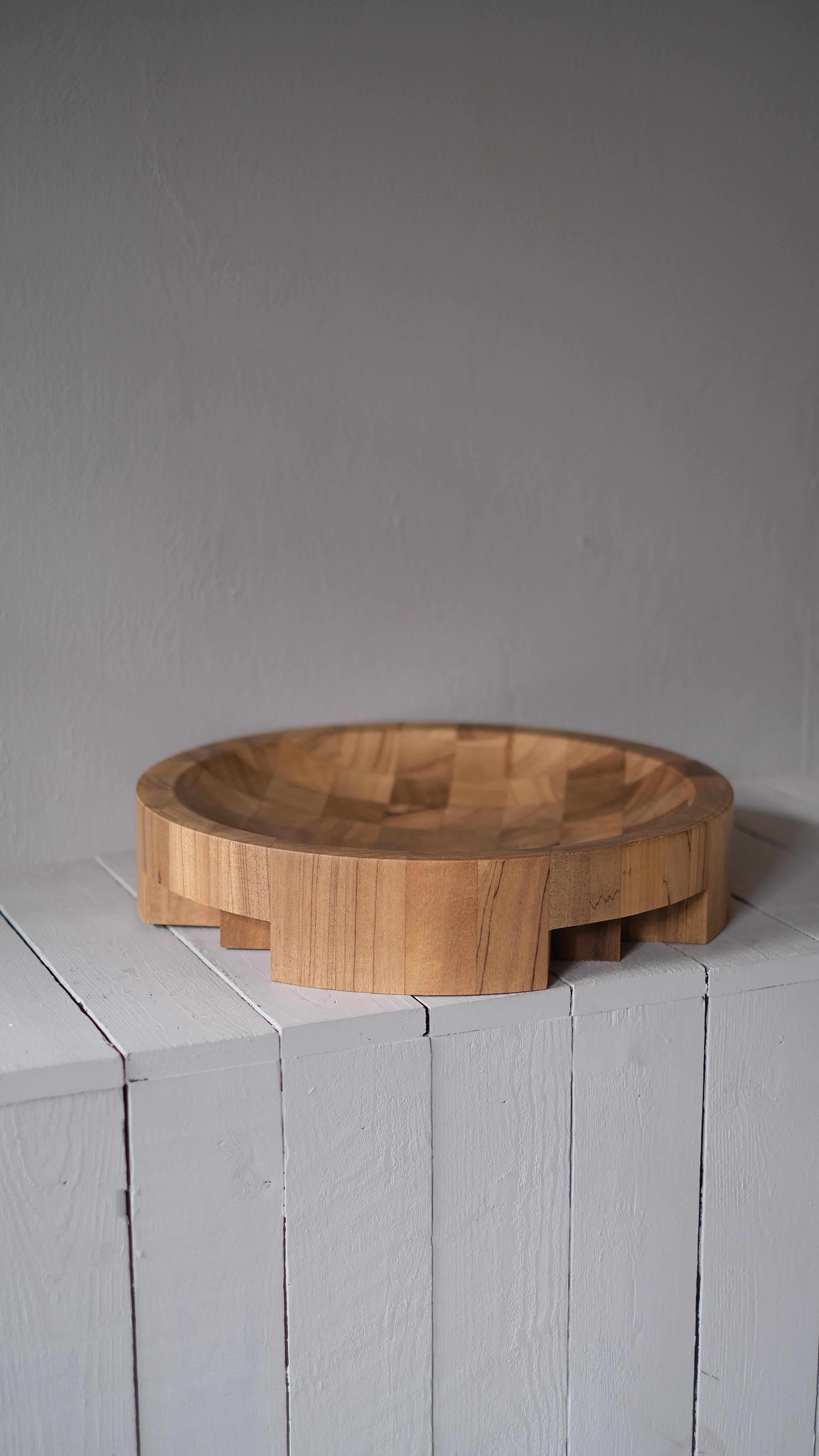 Disk Tray African Walnut Small by Arno Declercq For Sale 1