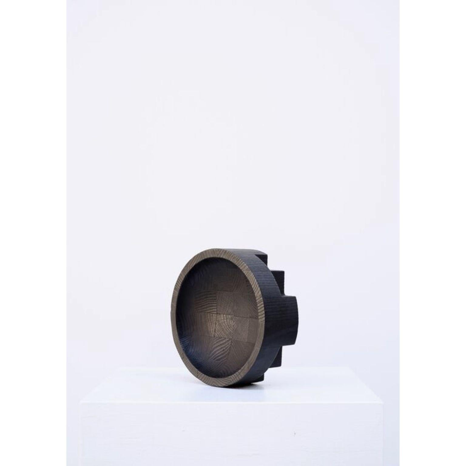 Disk tray large black by Arno Declercq.
Dimensions: D43 x W43 x H9 cm.
Meterials: burned and waxed Oak.
Signed by Arno Declercq.

Arno Declercq
Belgian designer and art dealer who makes bespoke objects with passion for design, atmosphere,