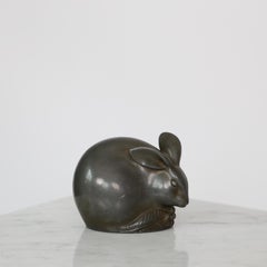 Scultura di coniglio in diskometal disegnata da Just Andersen, anni '30, Danimarca