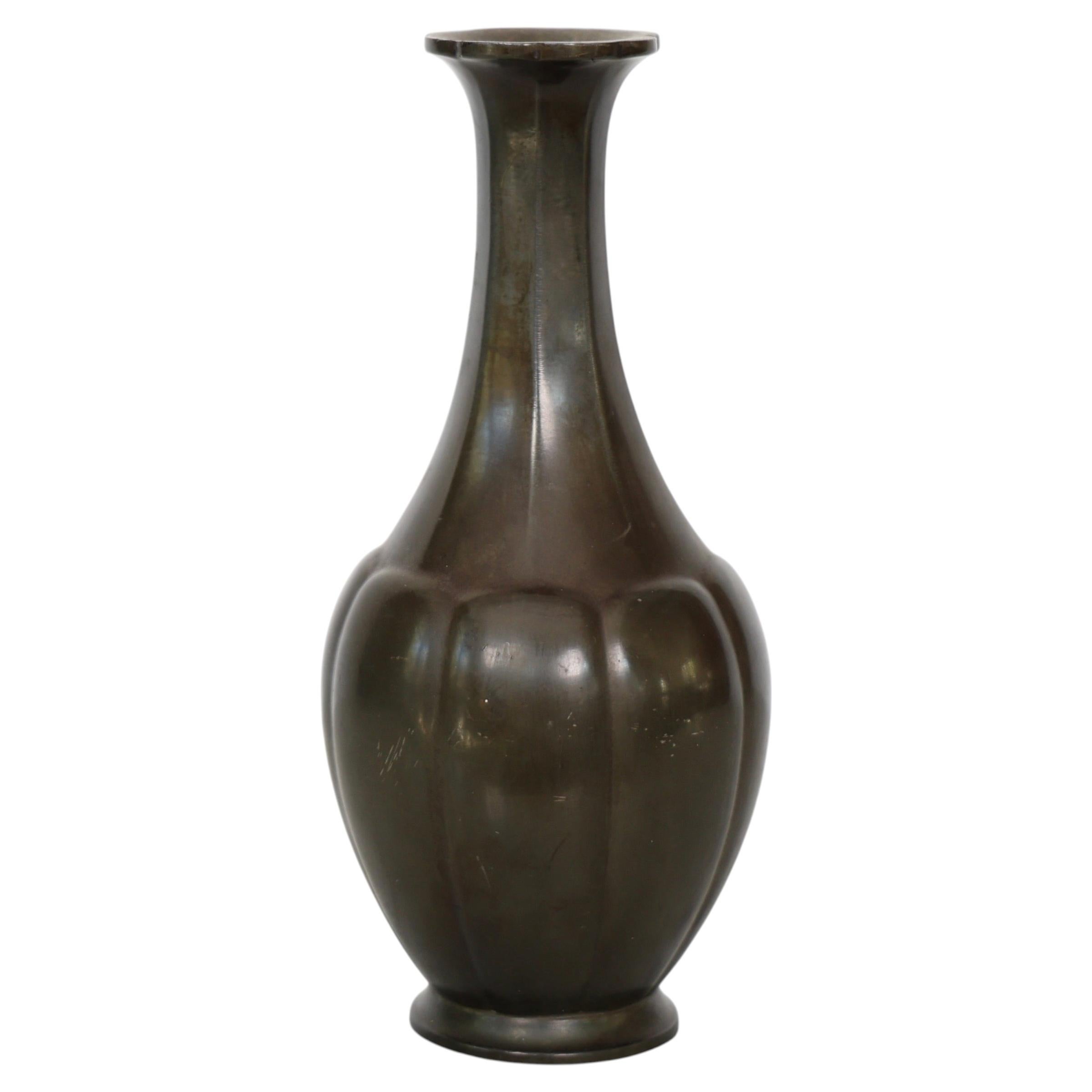 Art Deco Vases and Vessels - 3,328 For Sale at 1stDibs | art deco