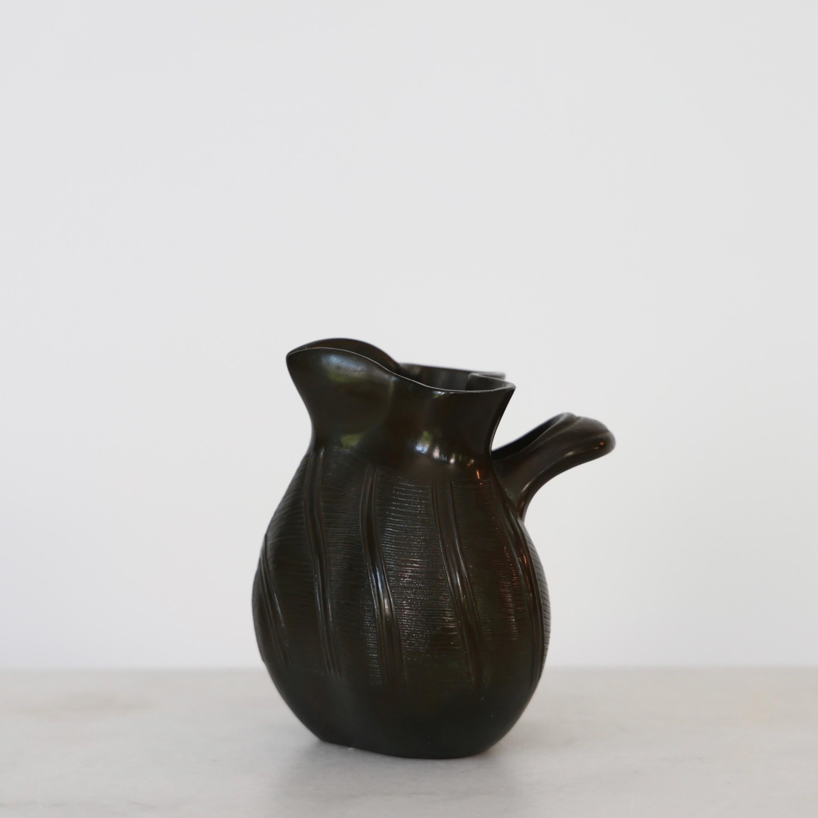 Milieu du XXe siècle Vase Diskometal de Just Andersen, années 1930, Danemark en vente