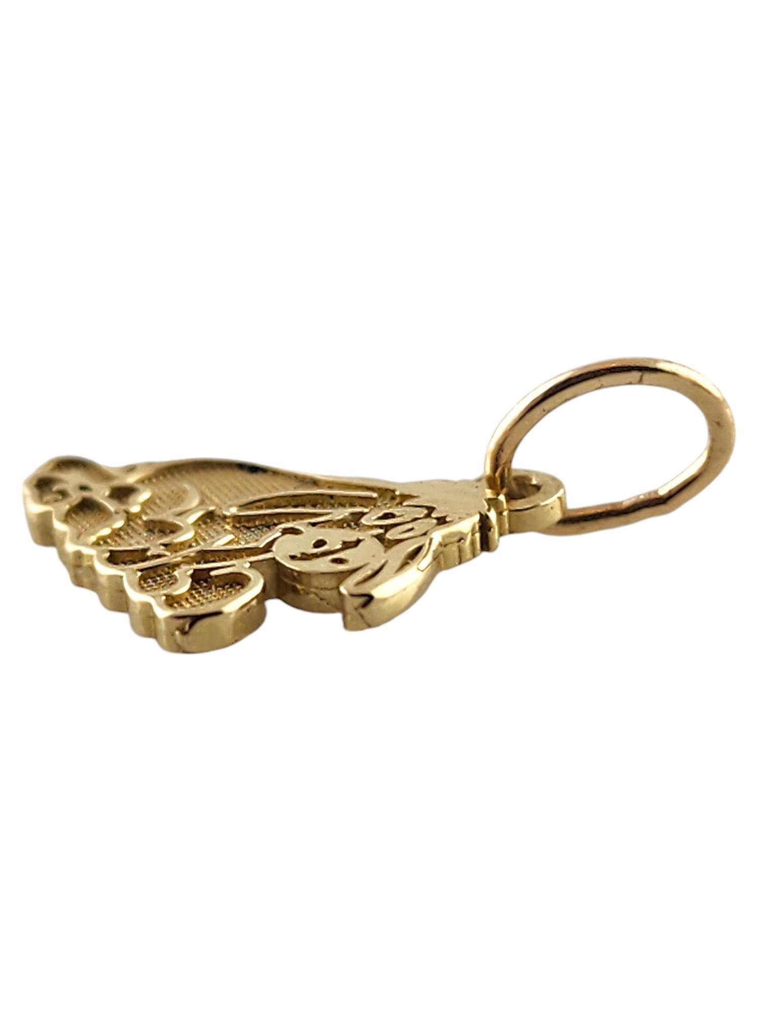 Disney 14 Karat Yellow Gold Eeyore  Charm

This adorable Eeyore charm by Disney was crafted from 14K yellow gold with meticulous detailing and would make the perfect gift to a Disney fan!

Size: 11.37mm X 12.0mm X 1.11mm

Weight: 0.5 dwt/ 0.7