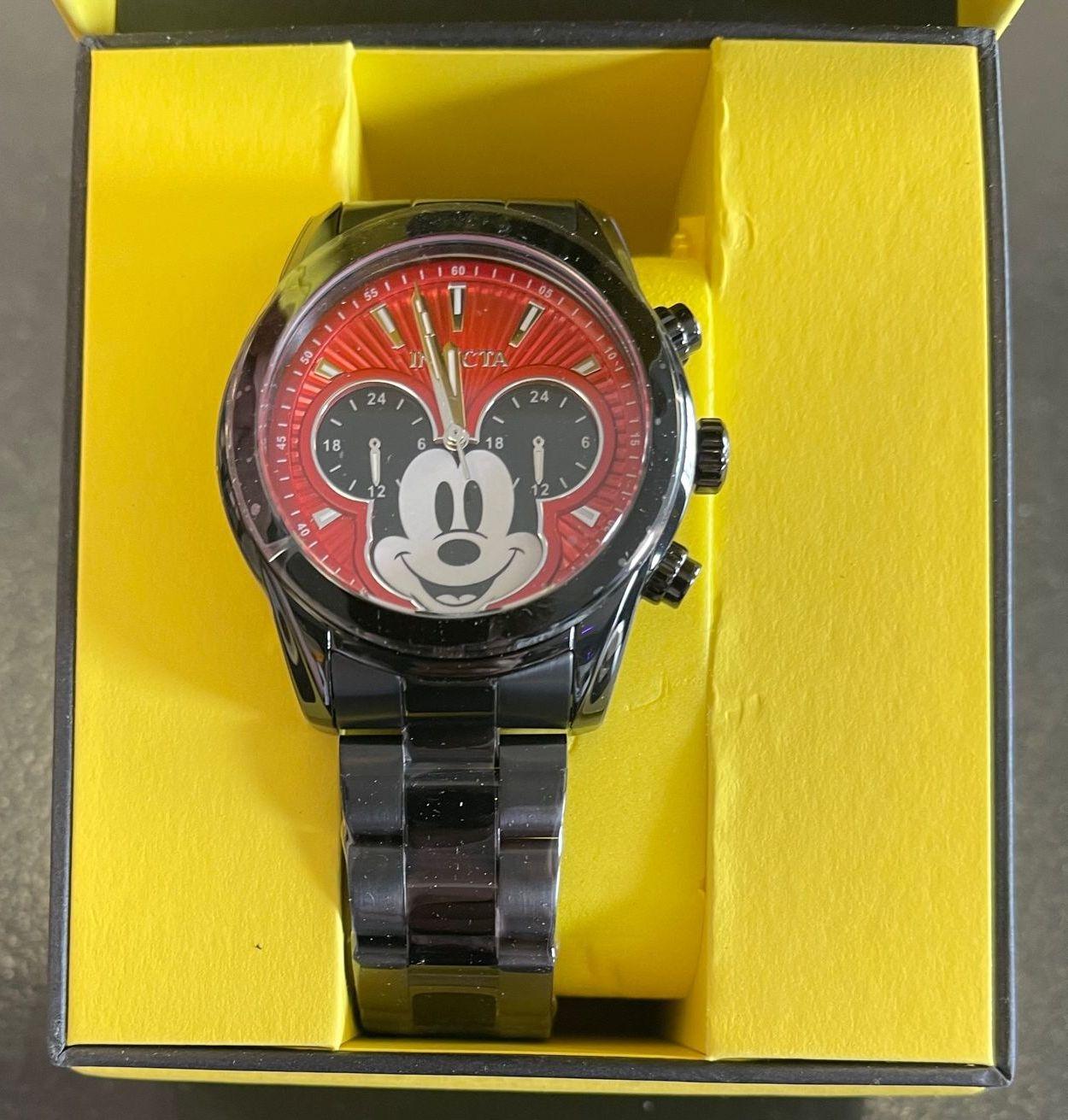 Simply Fabulous! Walt Disney Invicta Red 44mm Black Stainless Steel Quartz Wrist Watch featuring that all-time lovable Walt Disney character Mickey Mouse. NIB. Classic Disney Design. Featuring: 12-Hour Dial, Limited Edition, Luminous Hands, Luminous