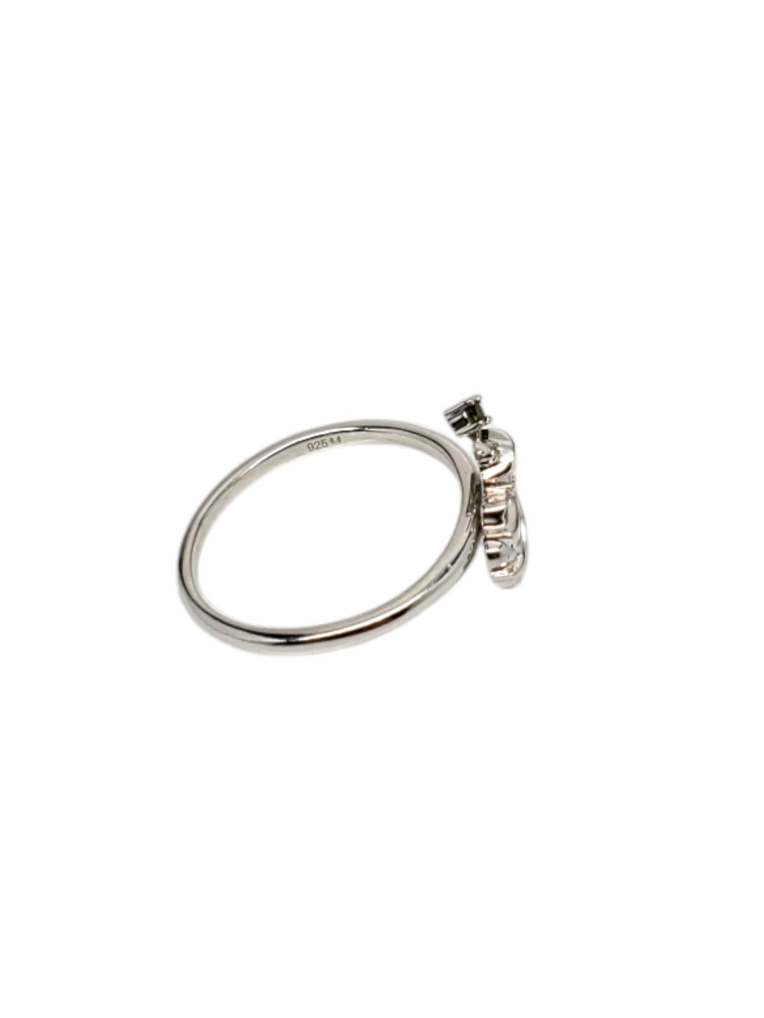 Disney Sterling Silver Green Tourmaline Cinderella Fairy Godmother Ring #20594 In Good Condition For Sale In Washington Depot, CT