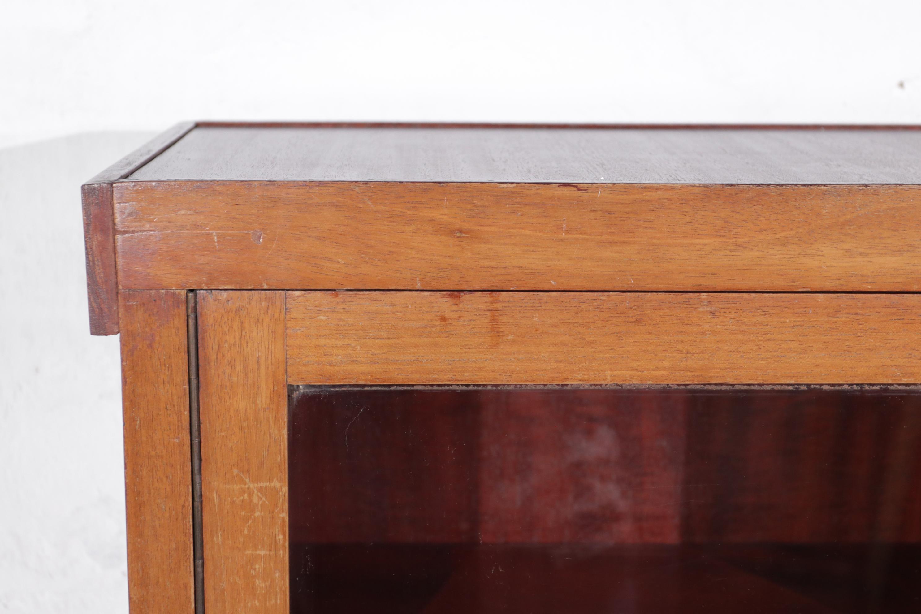 Display Cabinet / Bookcase Sleek Design, 1960's 4