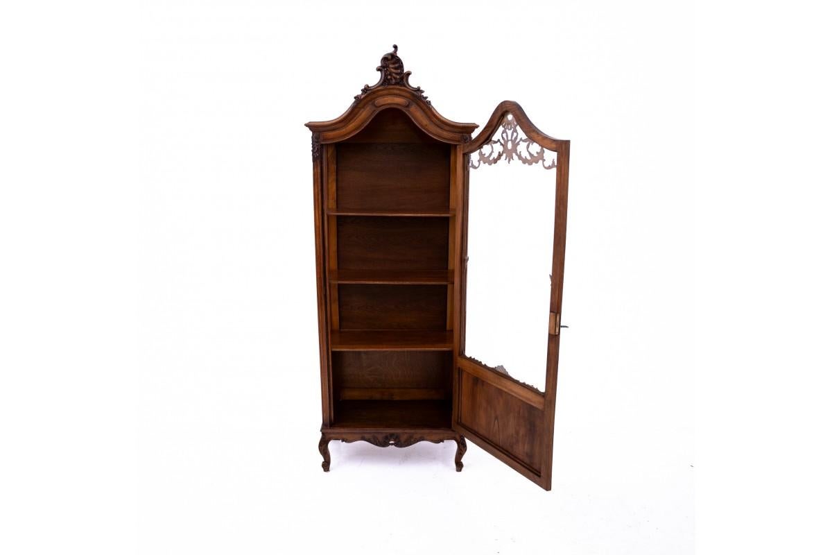 French Display cabinet, France, circa 1910.8919 For Sale