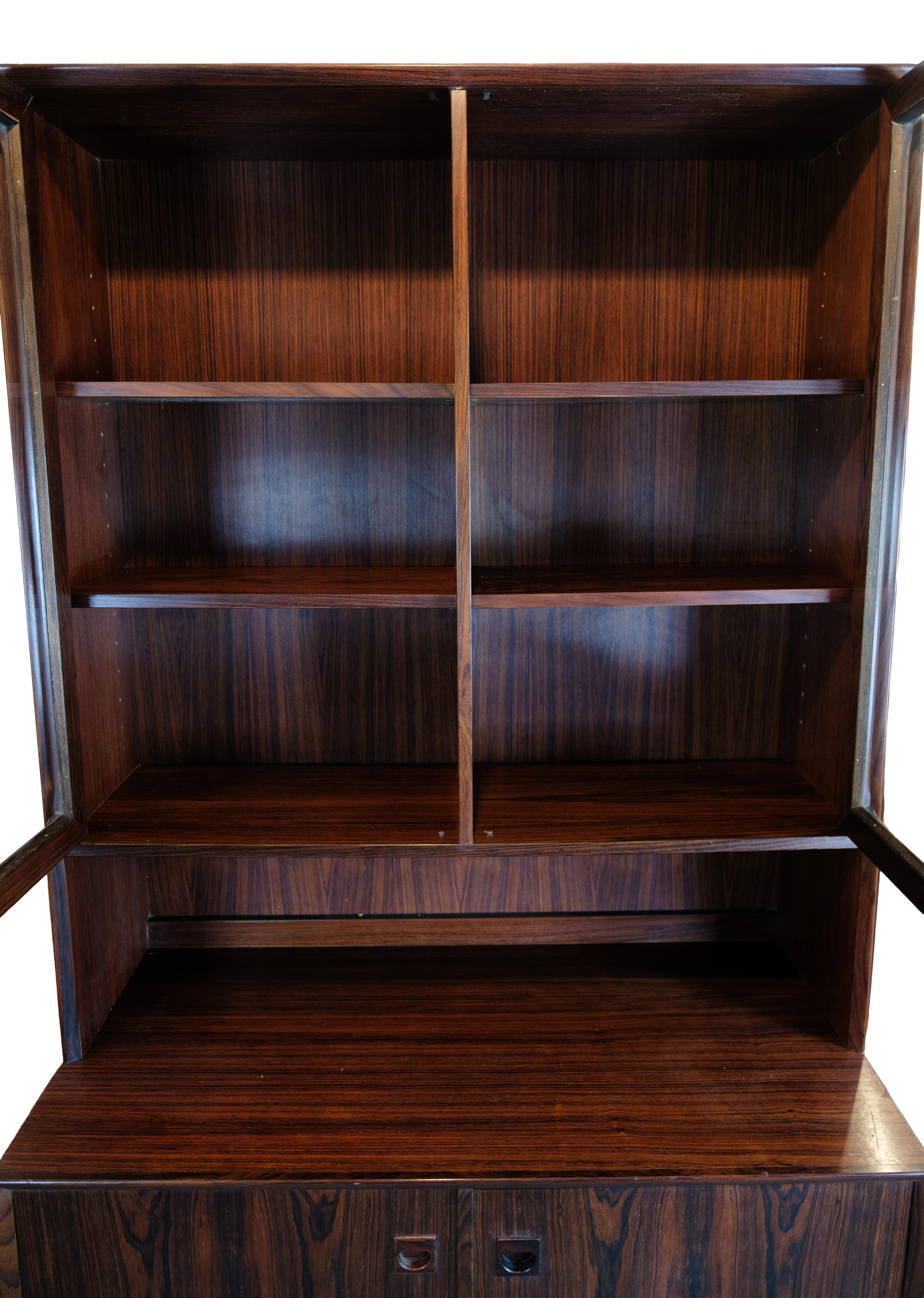 Mid-Century Modern Display Cabinet In Rosewood By Erik Brouer For Brouer Furniture For Sale