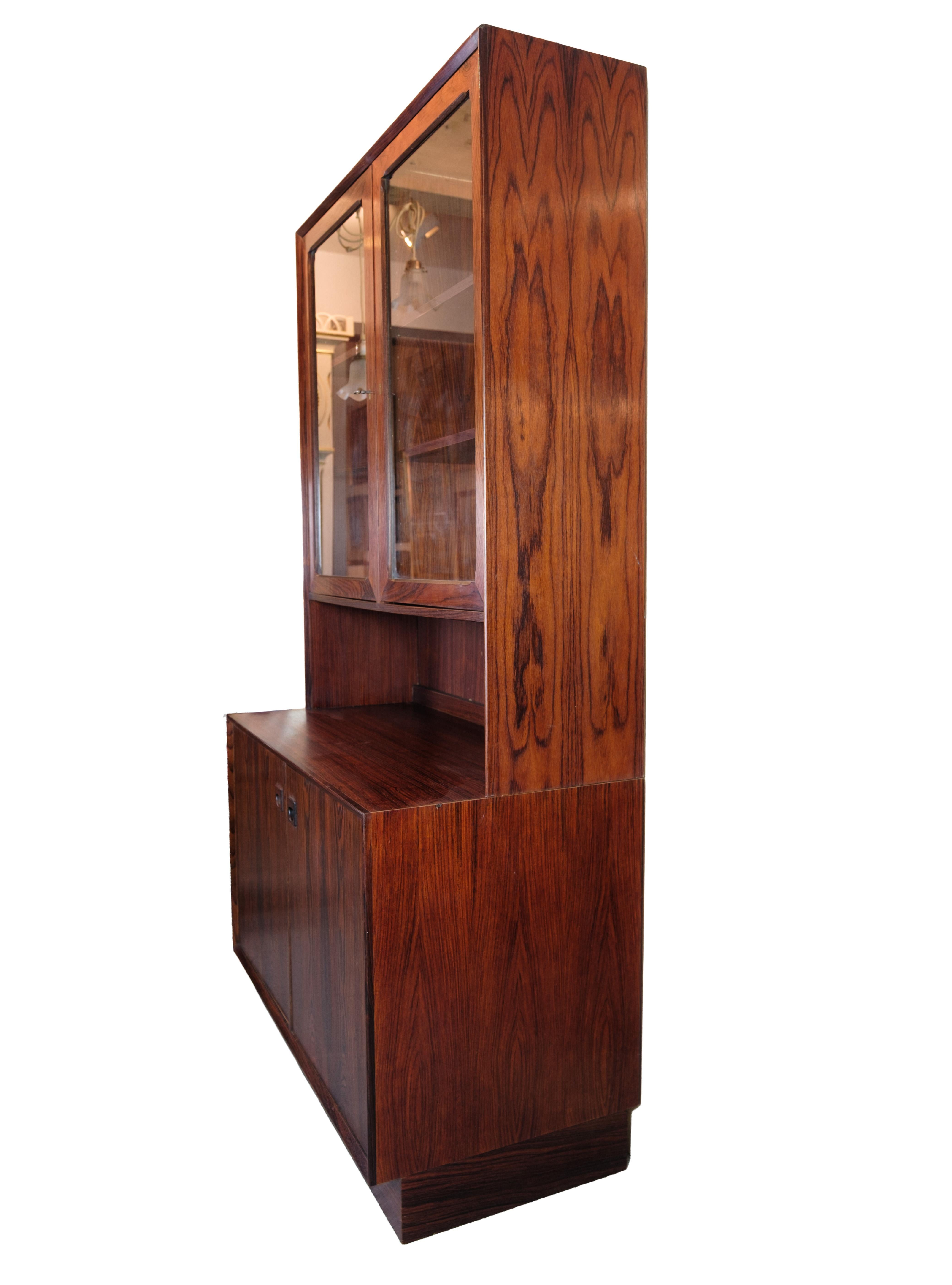 Display Cabinet In Rosewood By Erik Brouer For Brouer Furniture In Good Condition For Sale In Lejre, DK