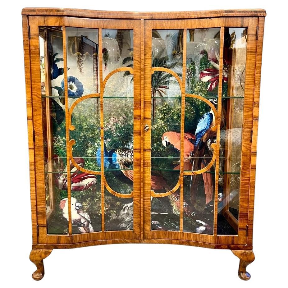Display Cabinet in the Style of Art Déco, 1920 For Sale