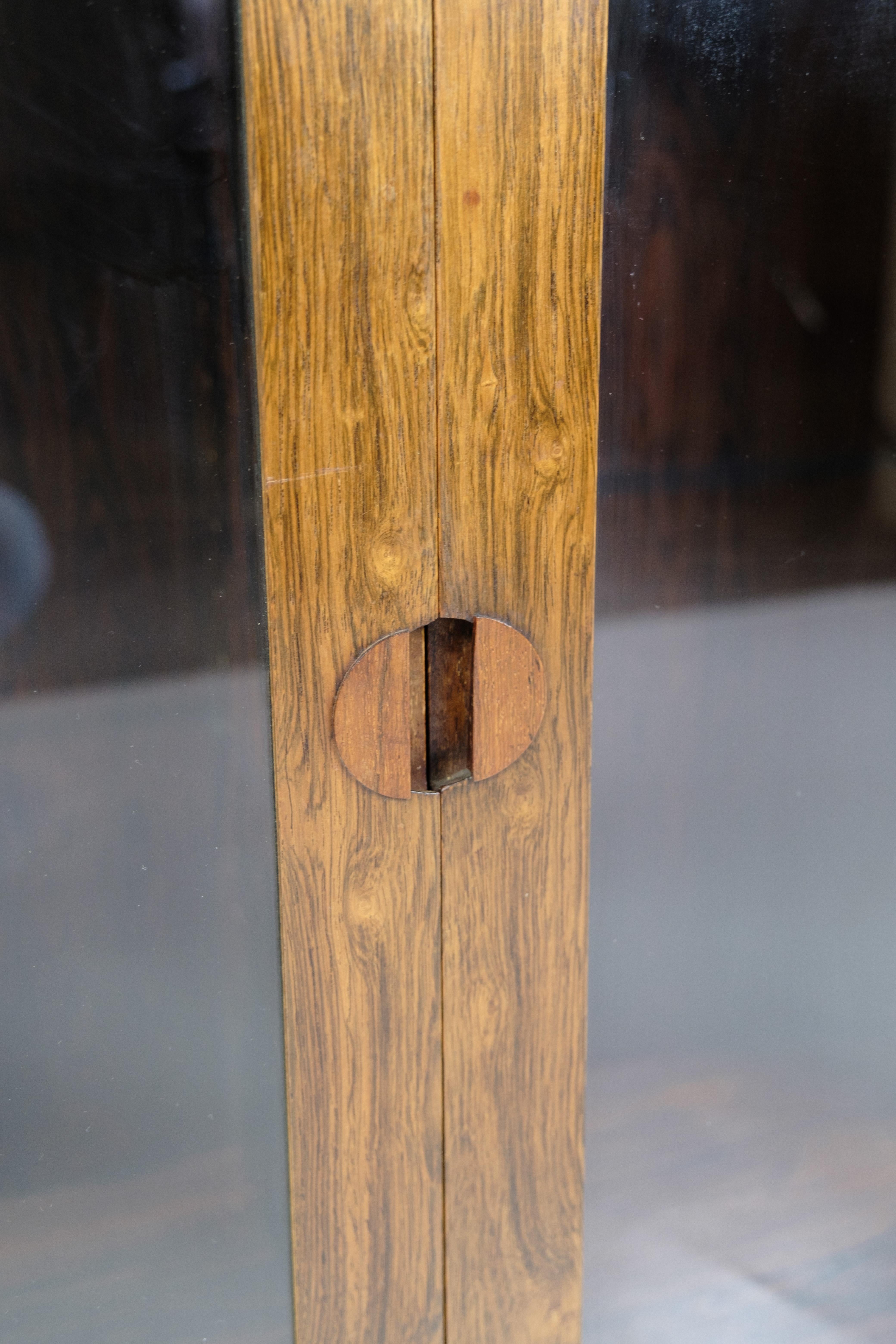 Vitrine aus Palisanderholz, dänisches Design aus den 1960er Jahren im Angebot 1