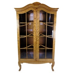 Display cabinet made of birch wood from around the 1920s